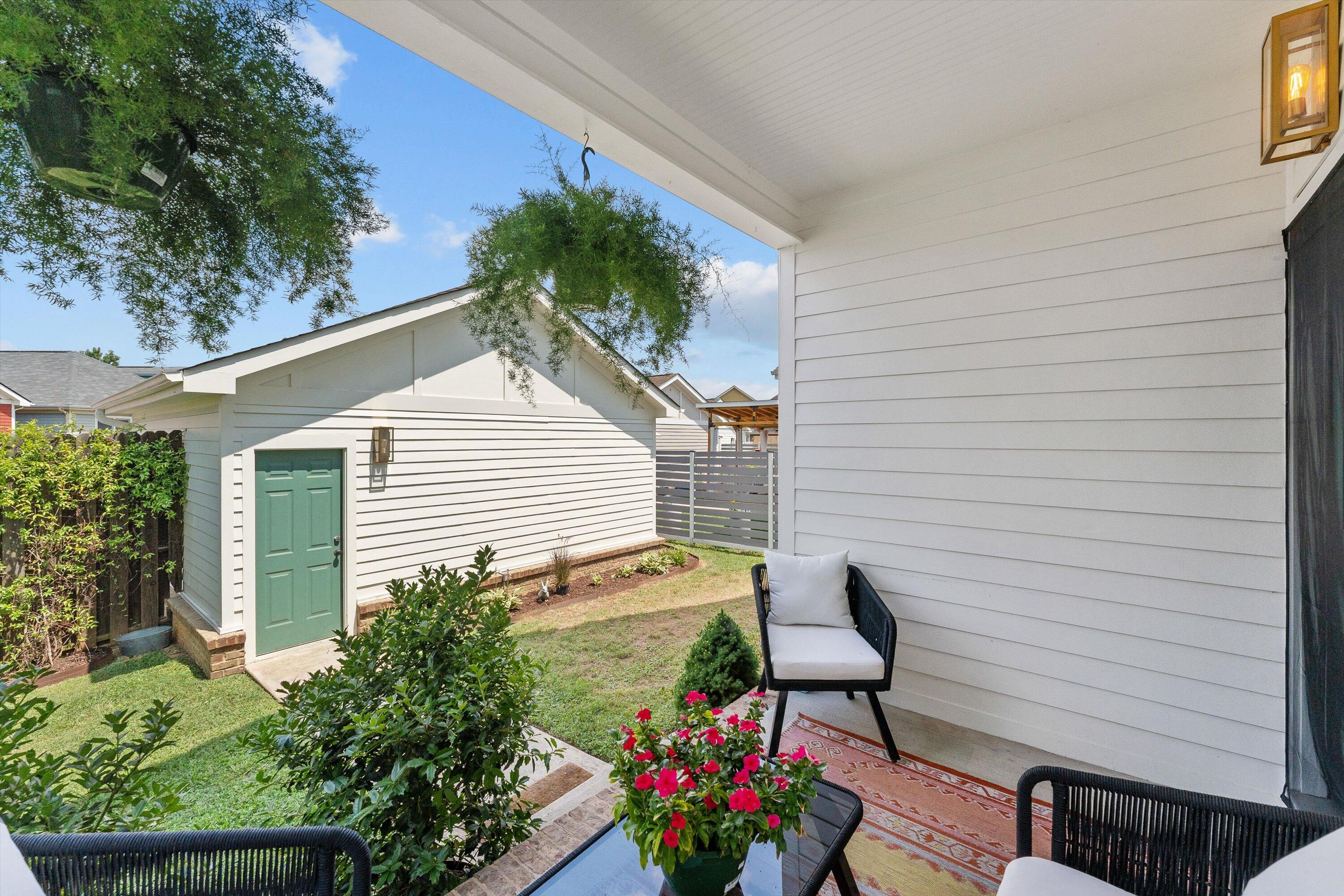1902 Rossville Avenue