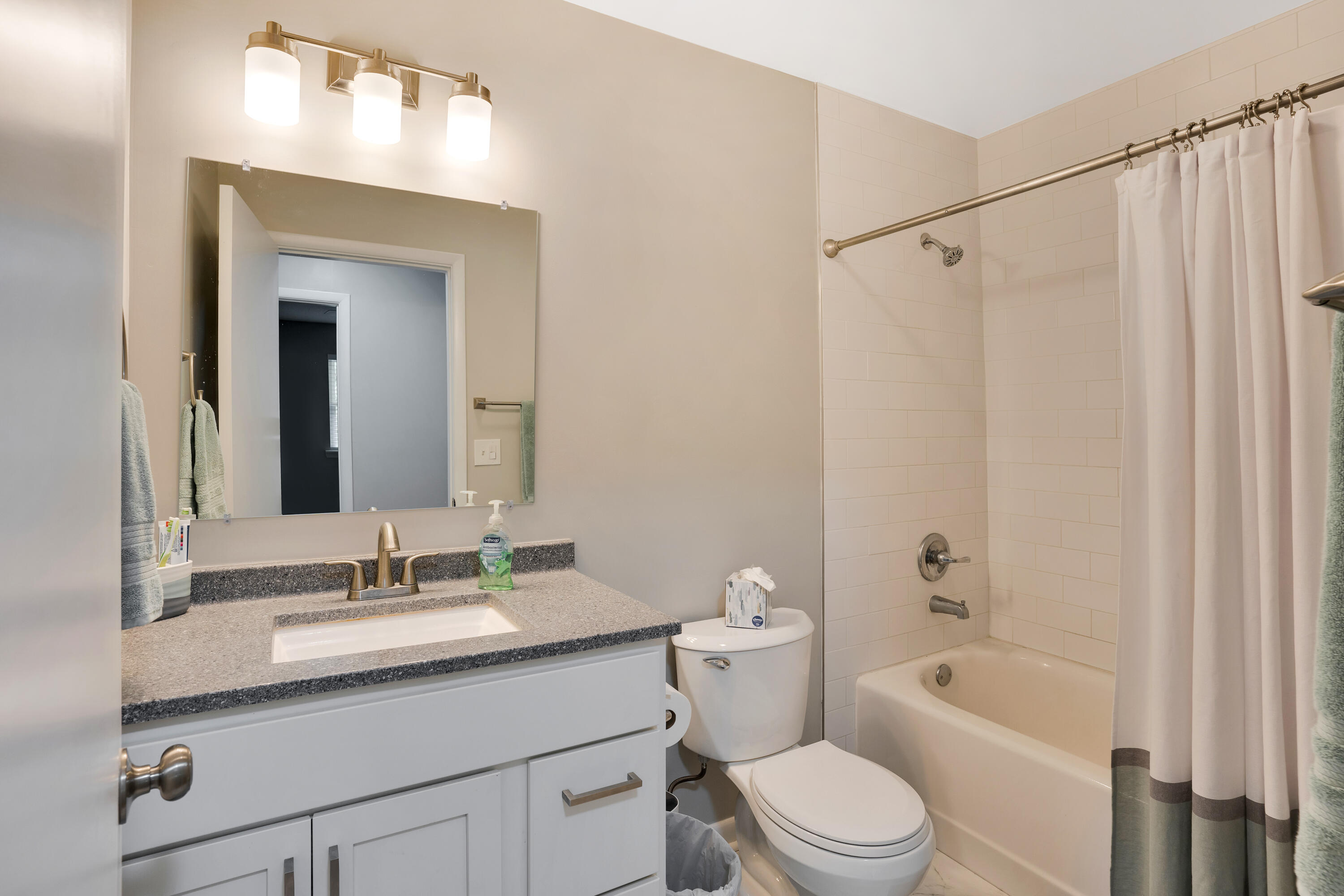 4508 Cloverdale Loop