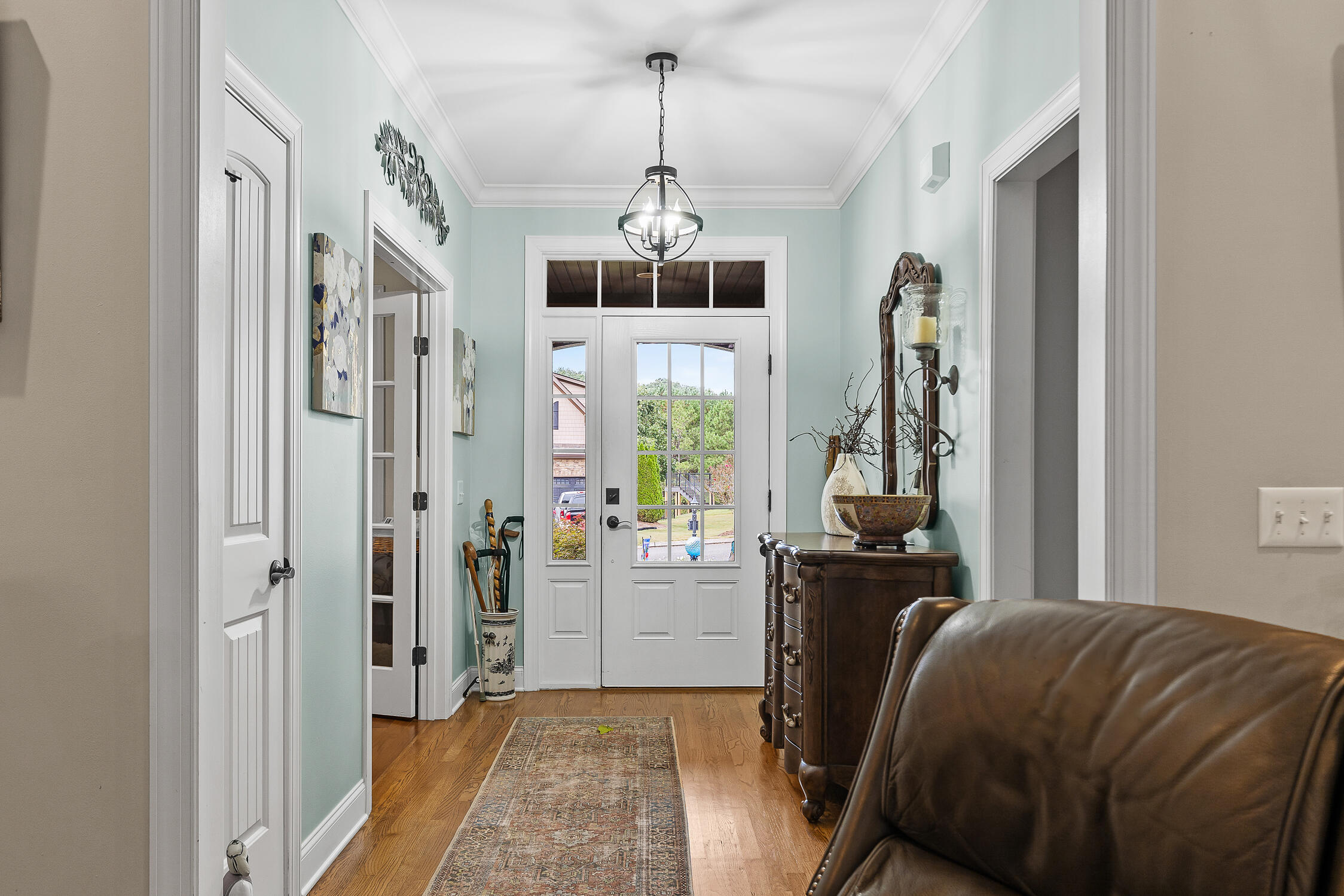 1097 Natural Way