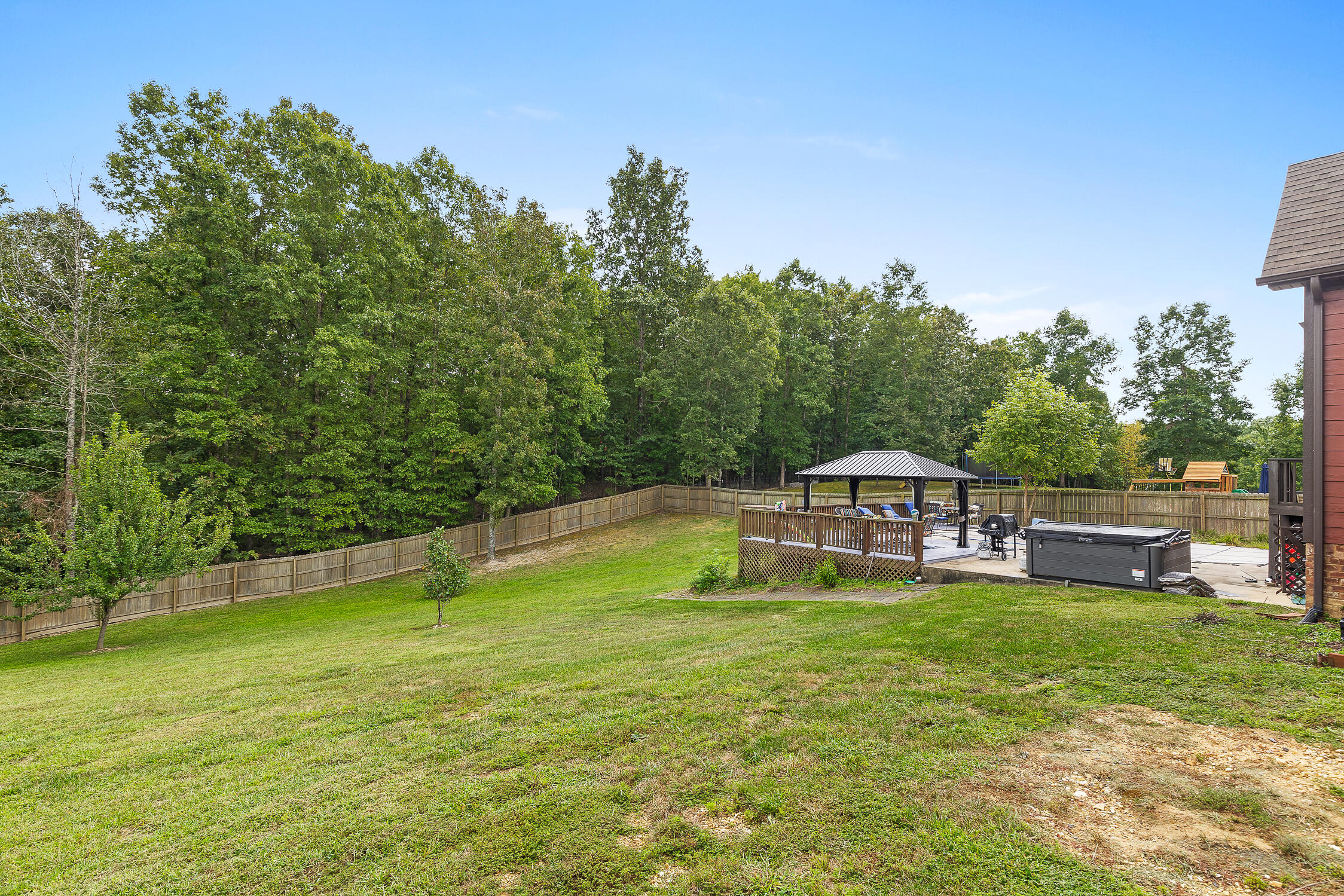 1097 Natural Way