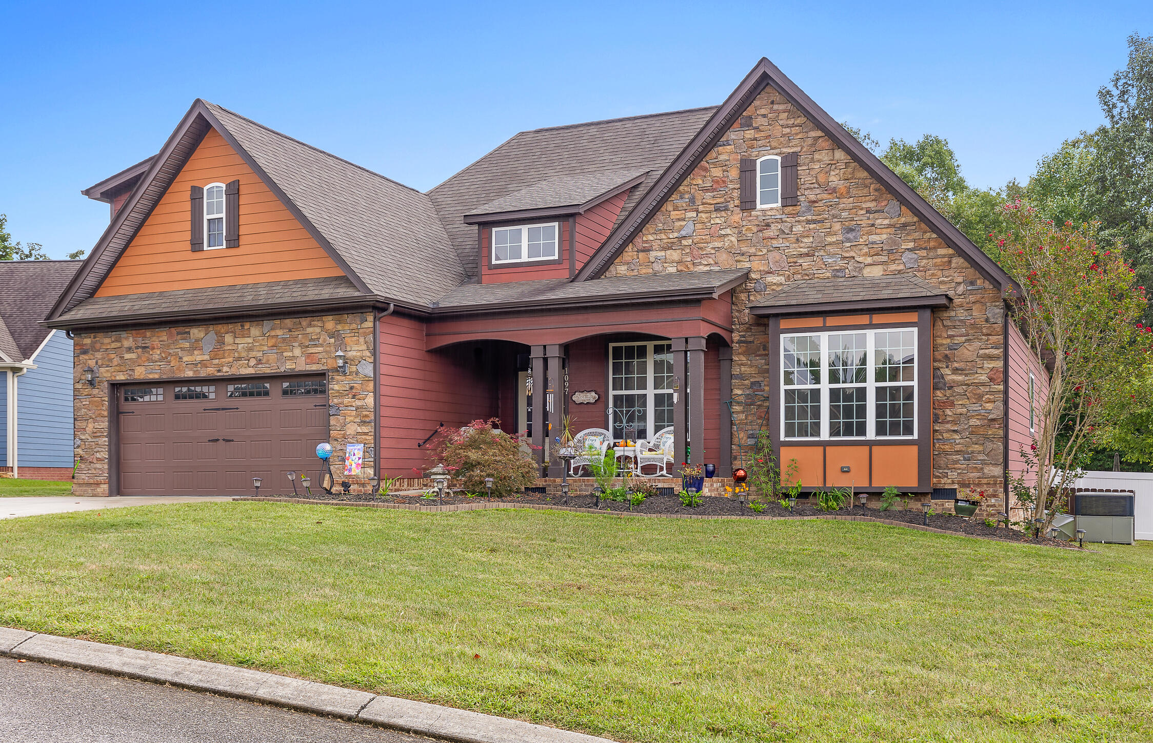 1097 Natural Way