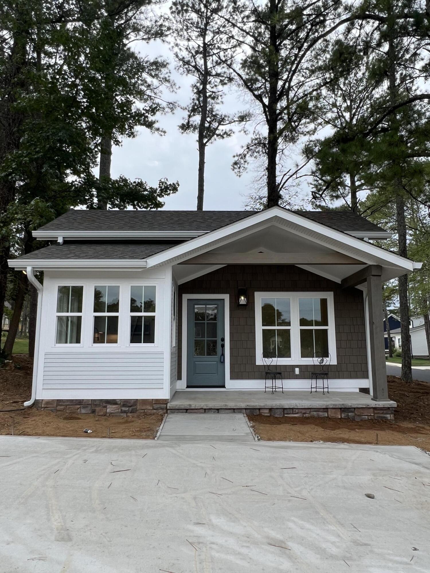 1227 NW Parkstone Drive, 38