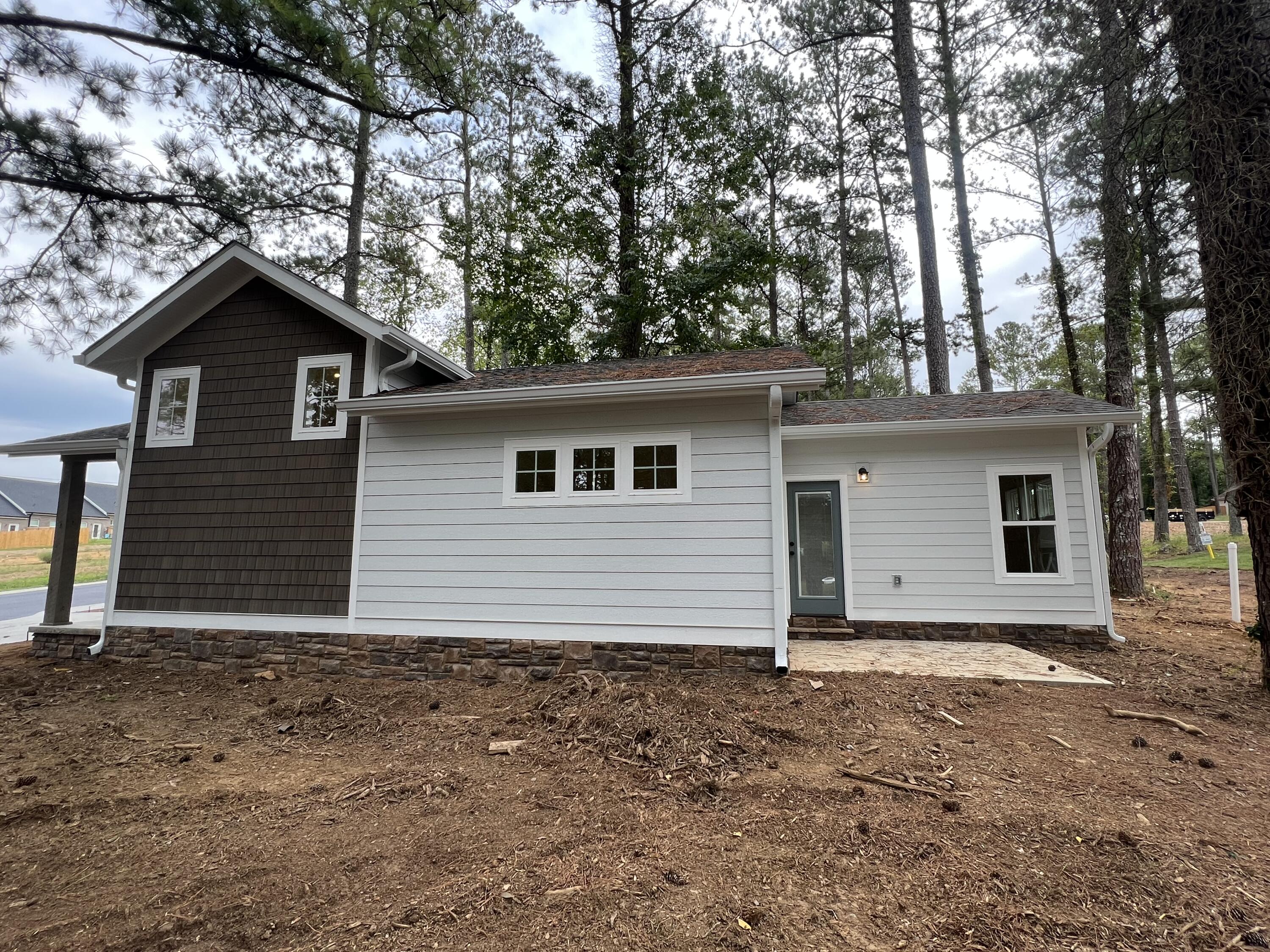 1227 NW Parkstone Drive, 38