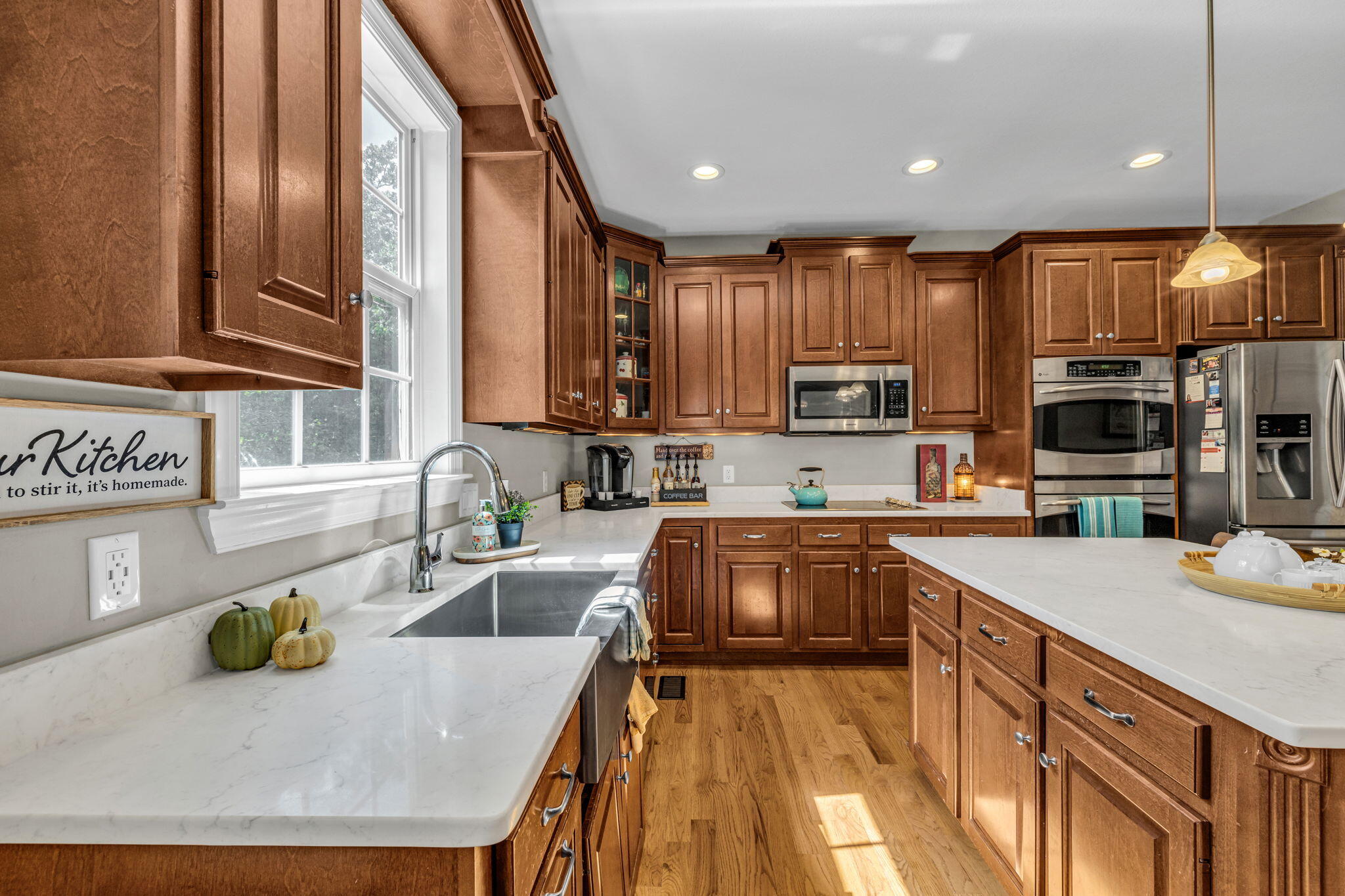 8720 Walnut Leaf Drive