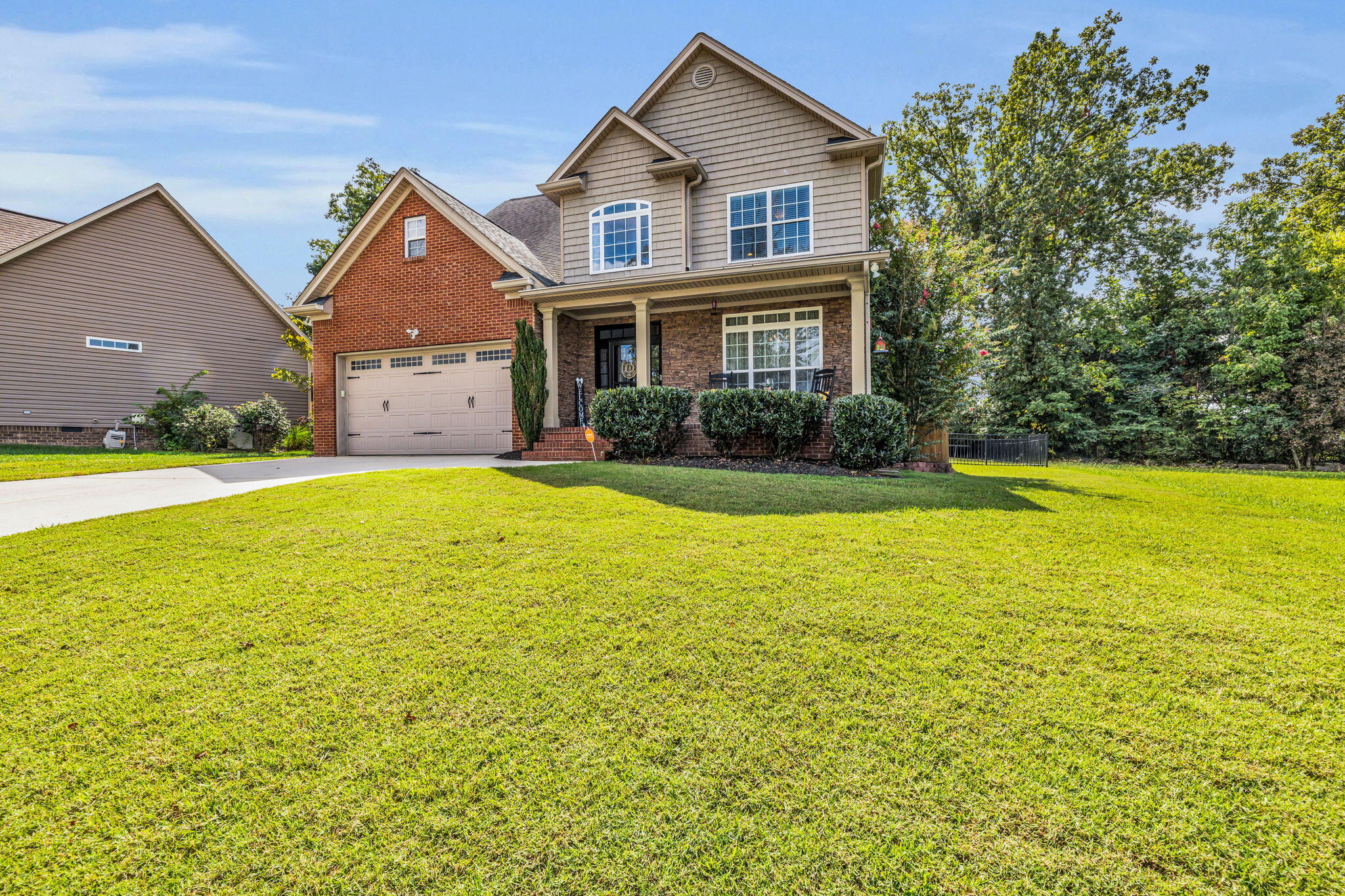 8720 Walnut Leaf Drive