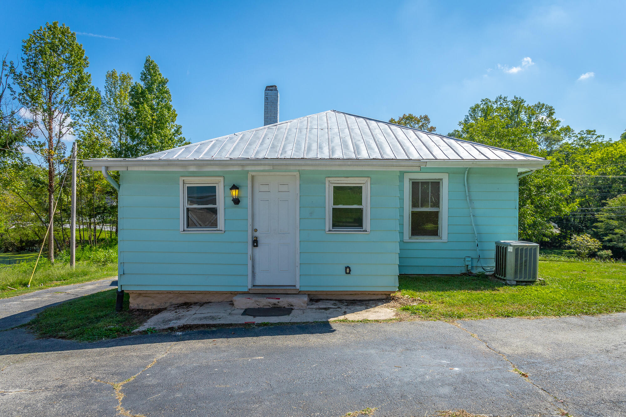 218 Post Oak Road