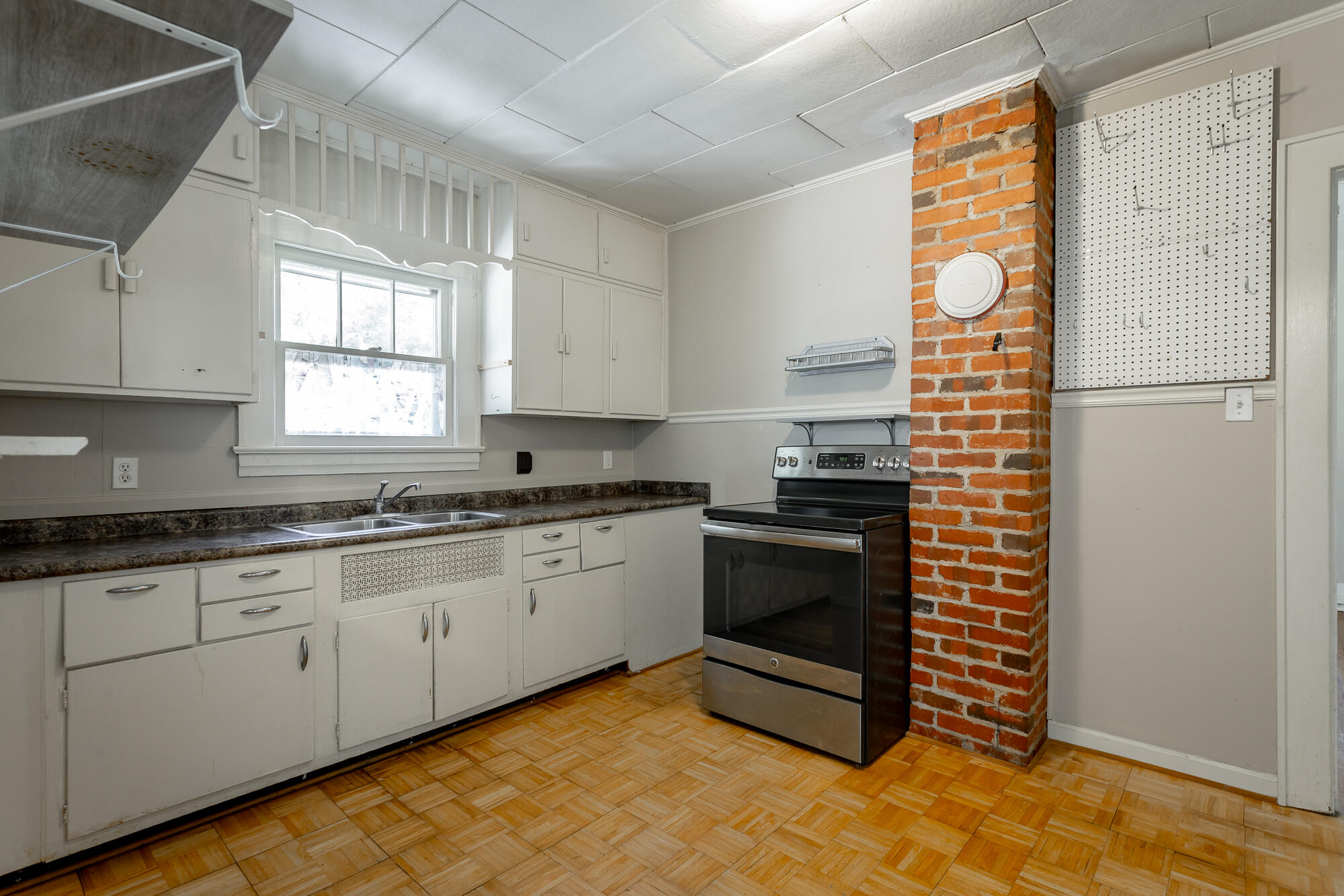 218 Post Oak Road