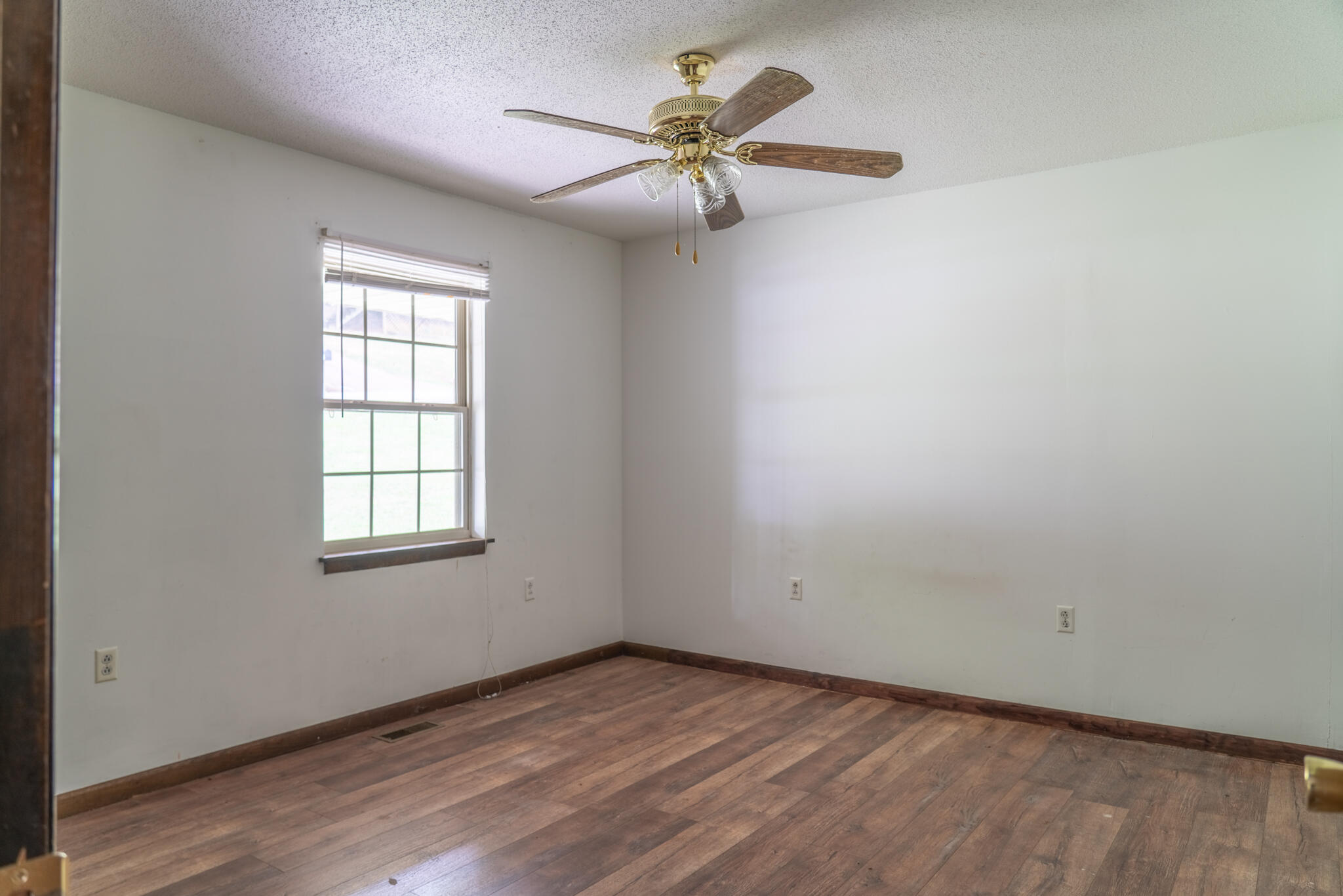 405 Missionary Avenue, A & B