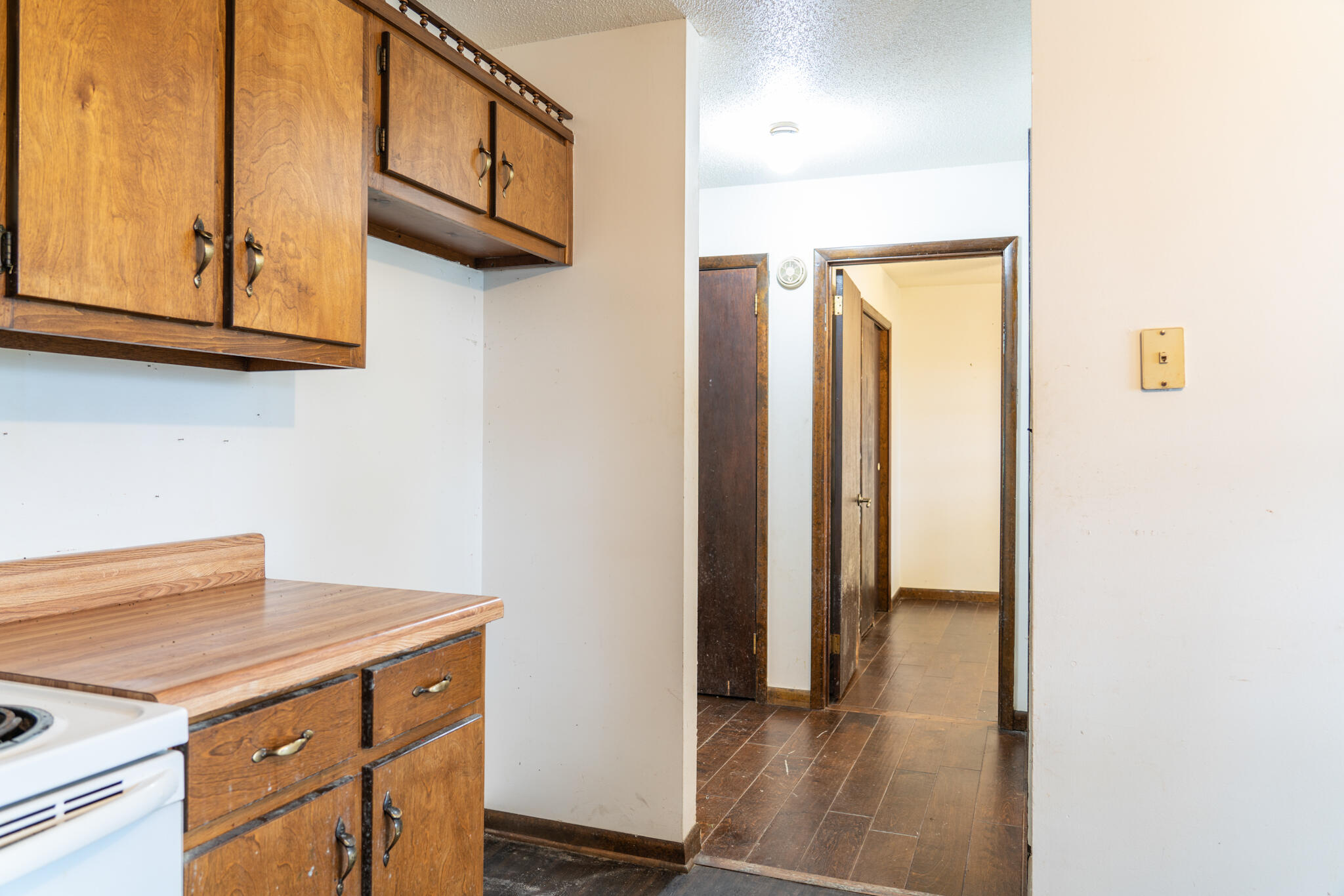 405 Missionary Avenue, A & B