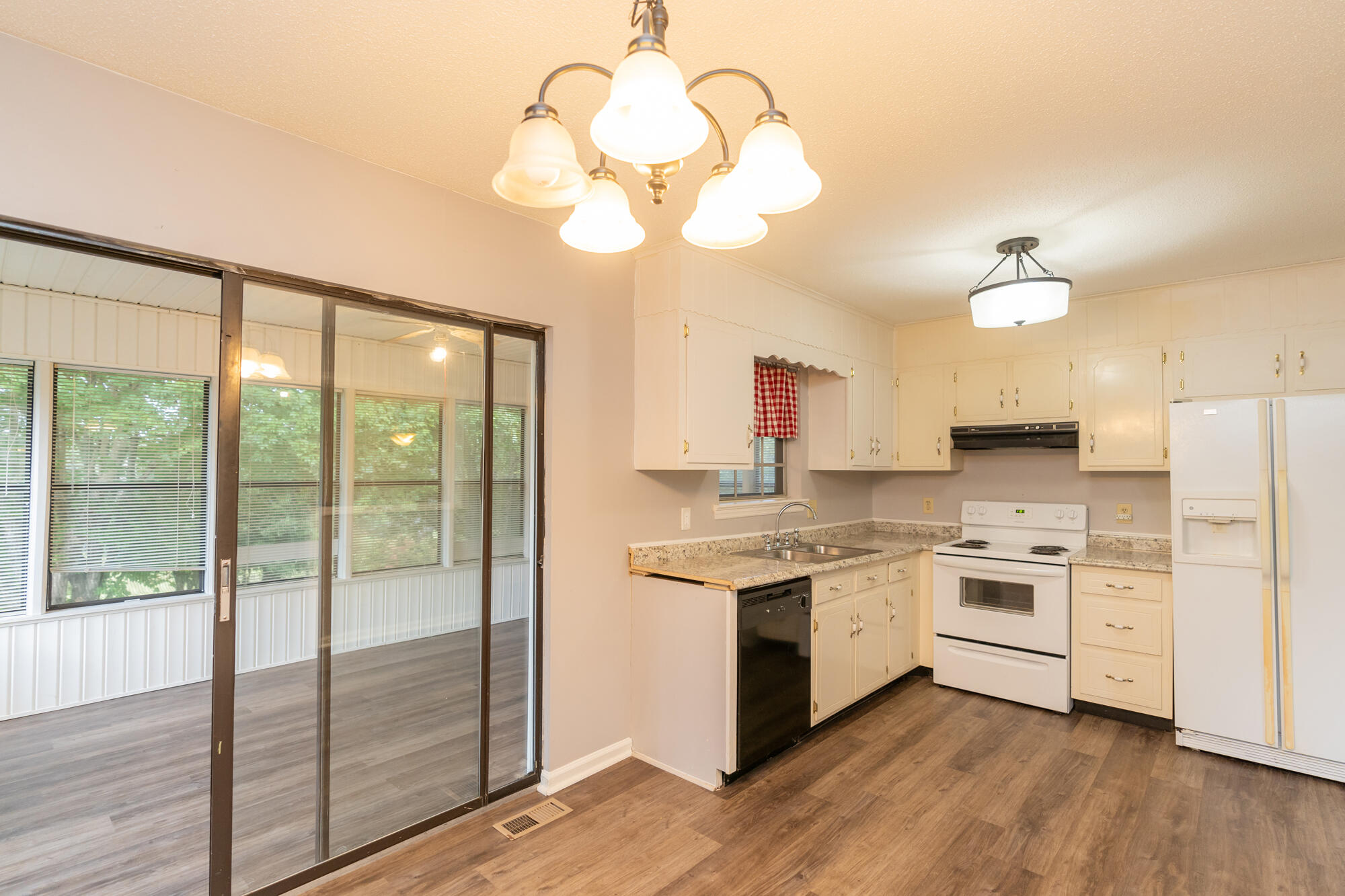 5255 NW Old Georgetown Trail
