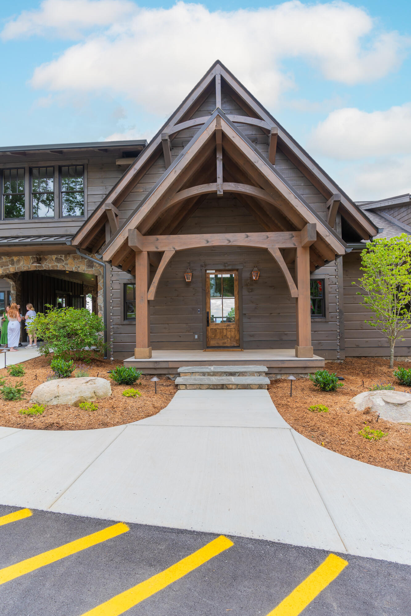 8121 Mountain Laurel Tr, 60