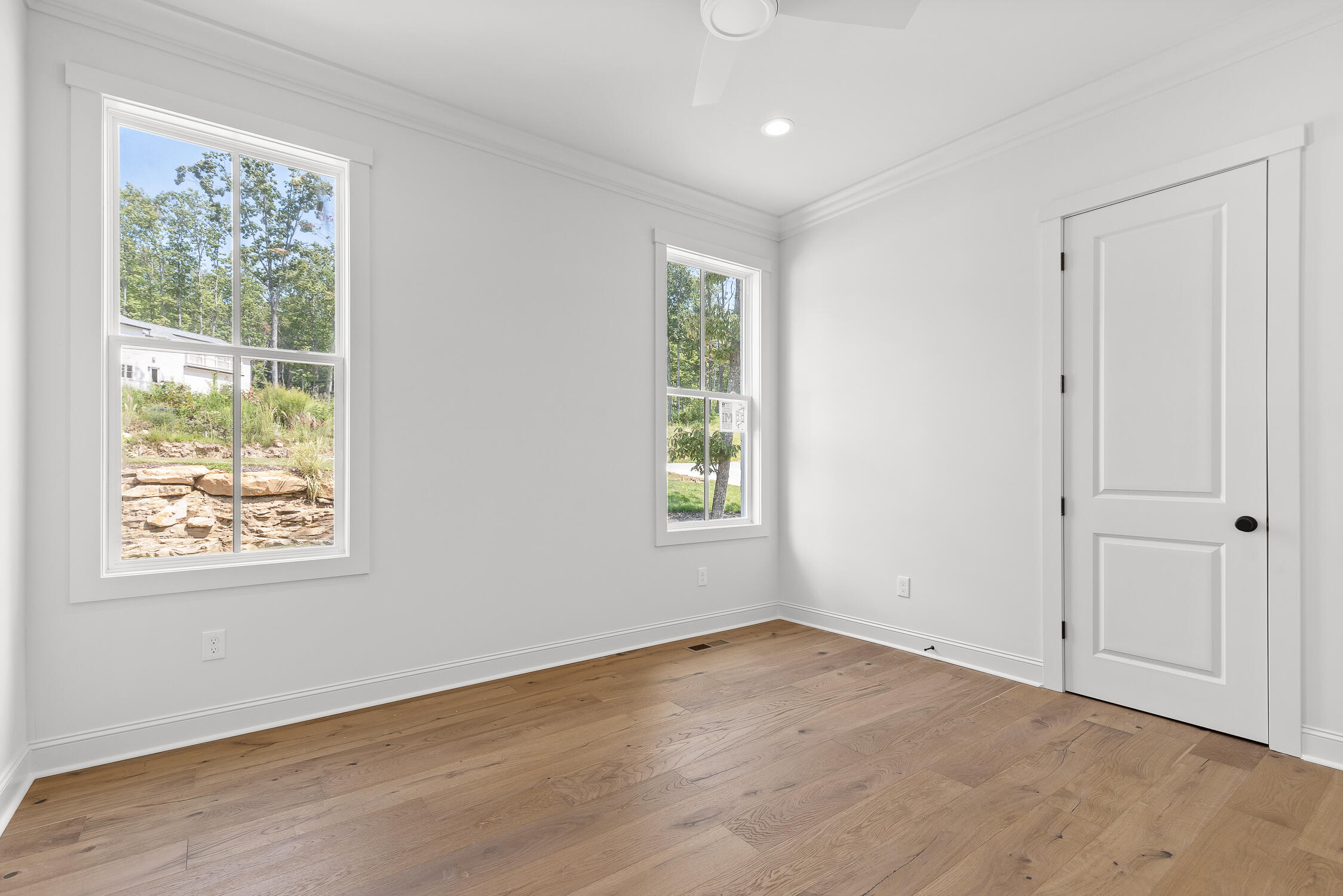 8121 Mountain Laurel Tr, 60