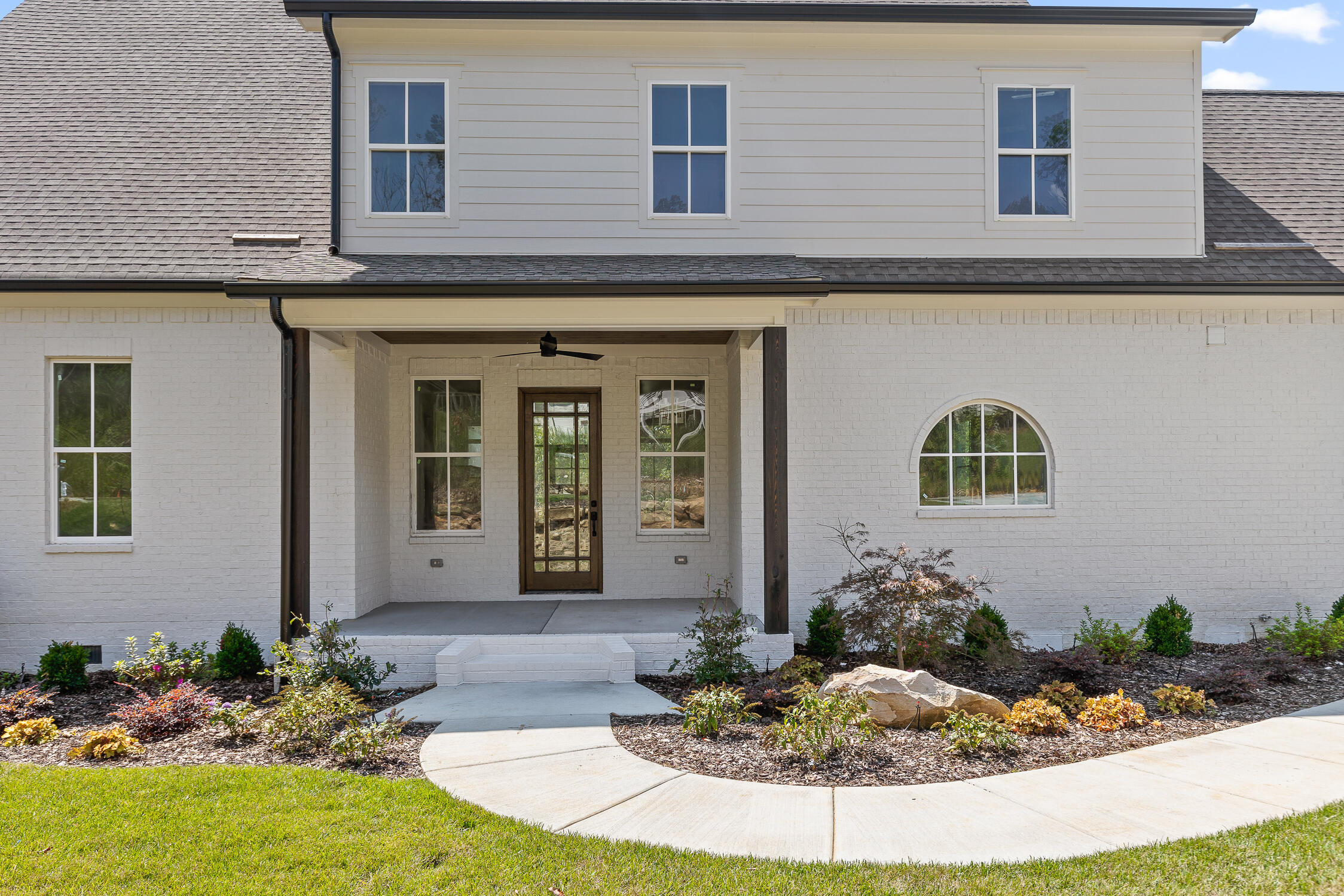 8121 Mountain Laurel Tr, 60