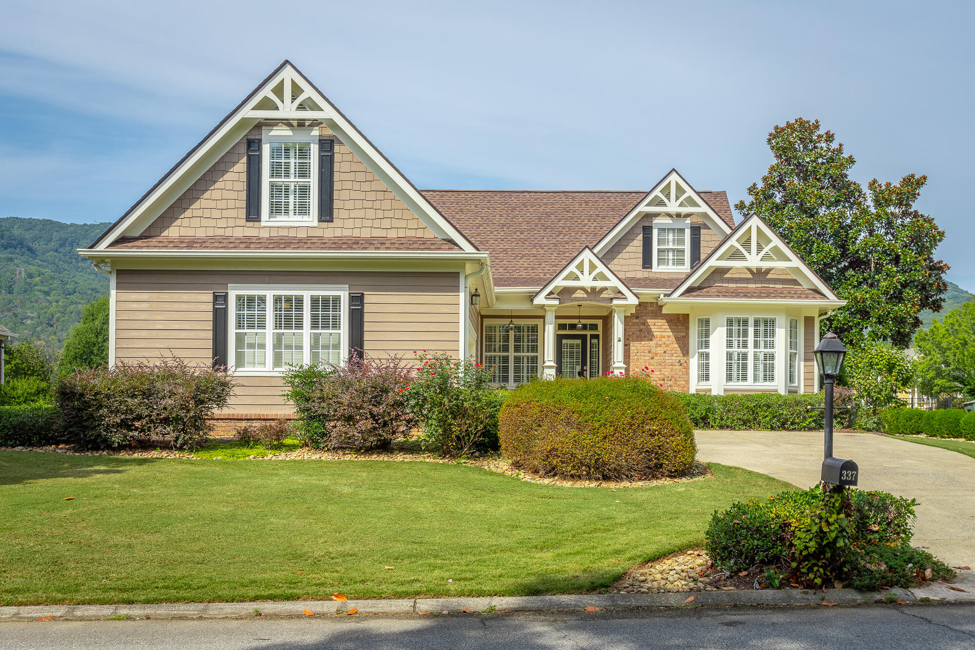 337 Magnolia Vale Drive