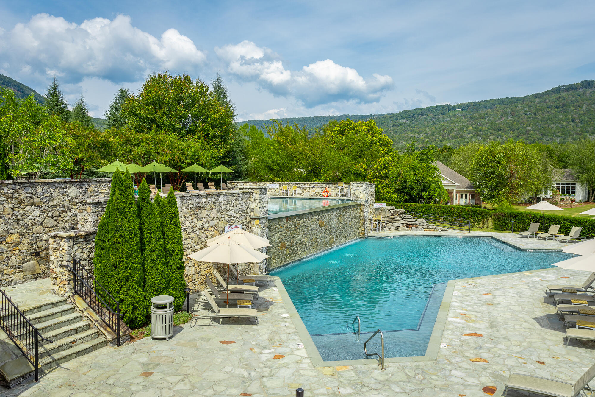 337 Magnolia Vale Drive