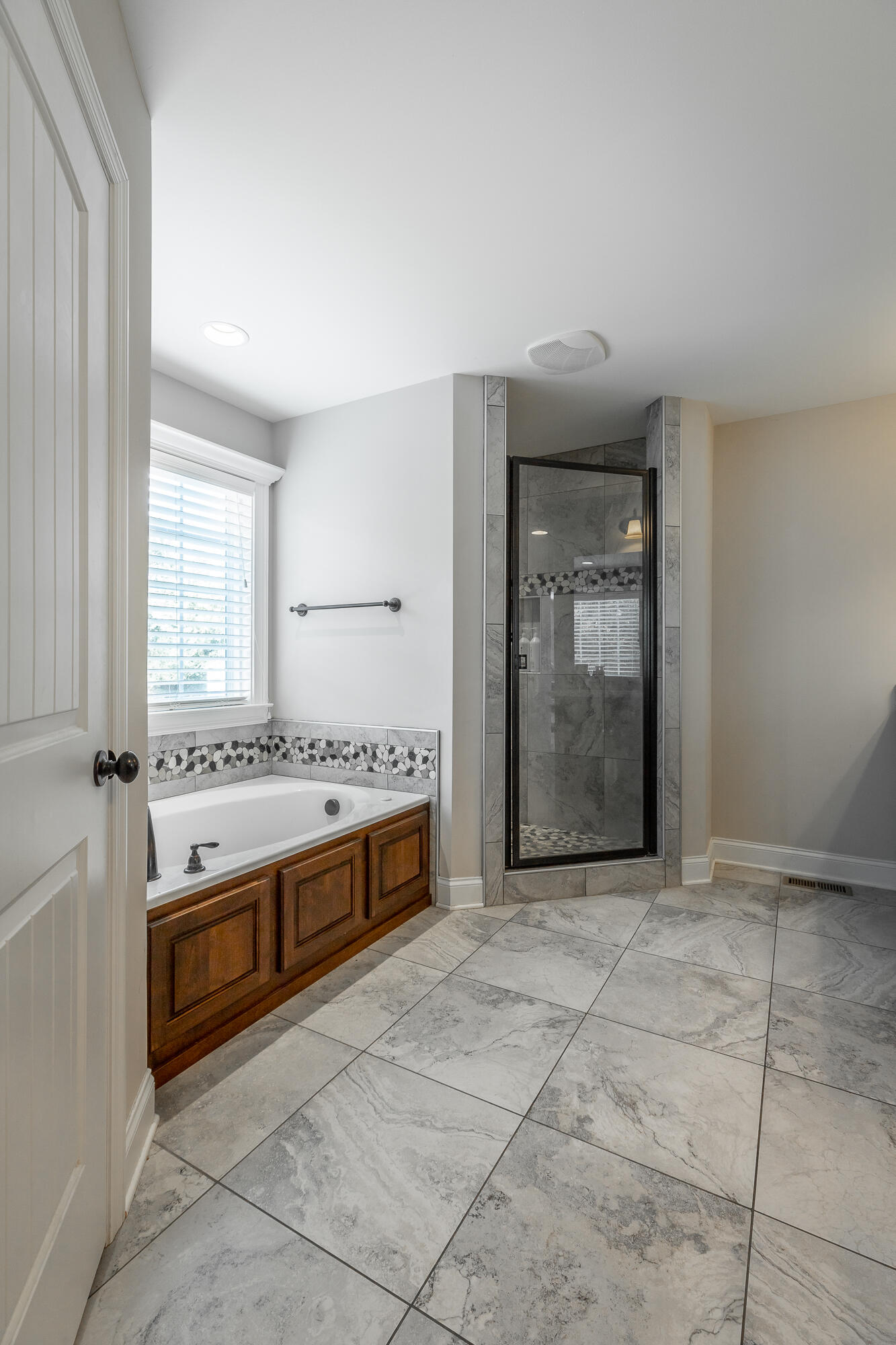 190 Farm View Circle