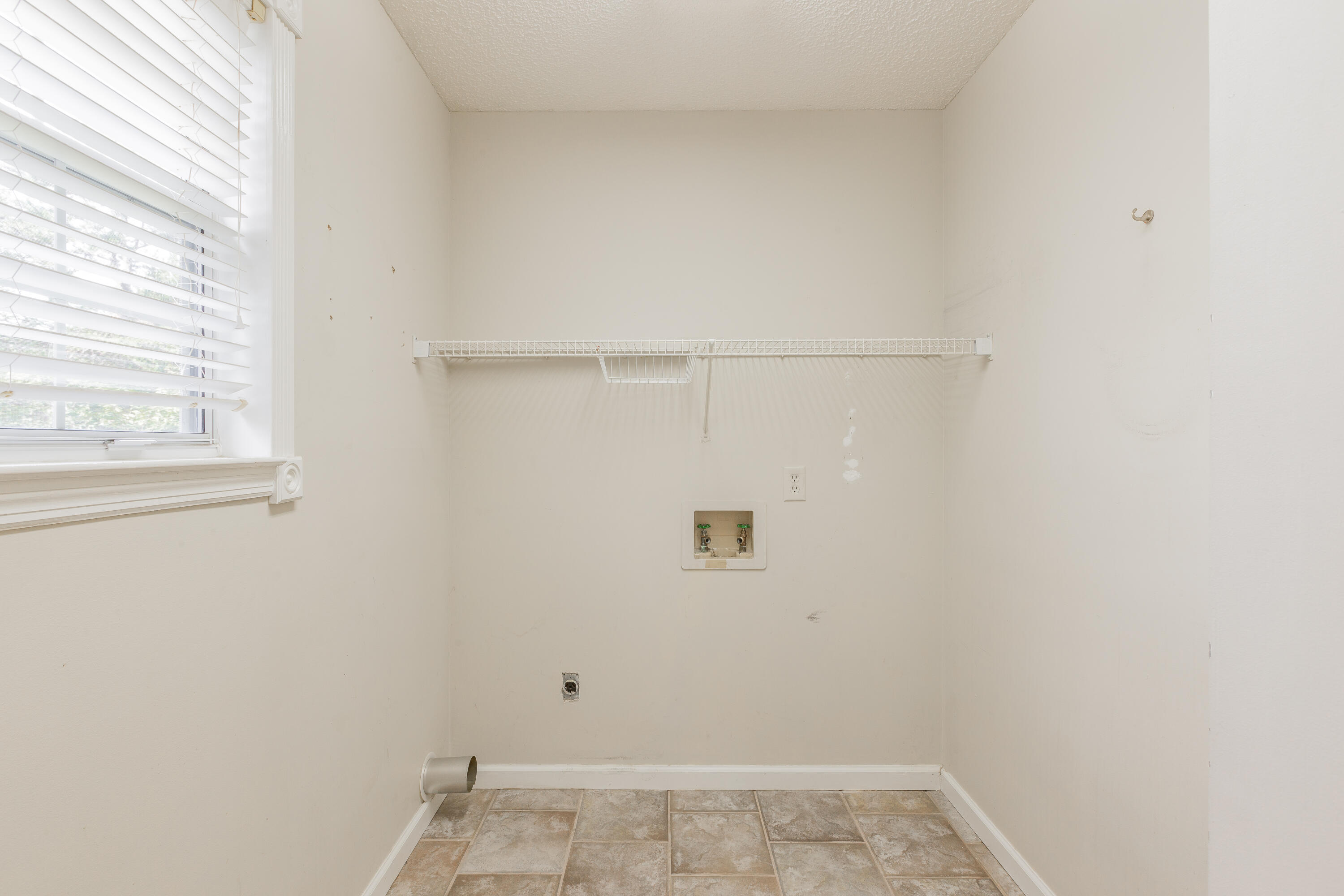 7012 Cedar Crest Circle