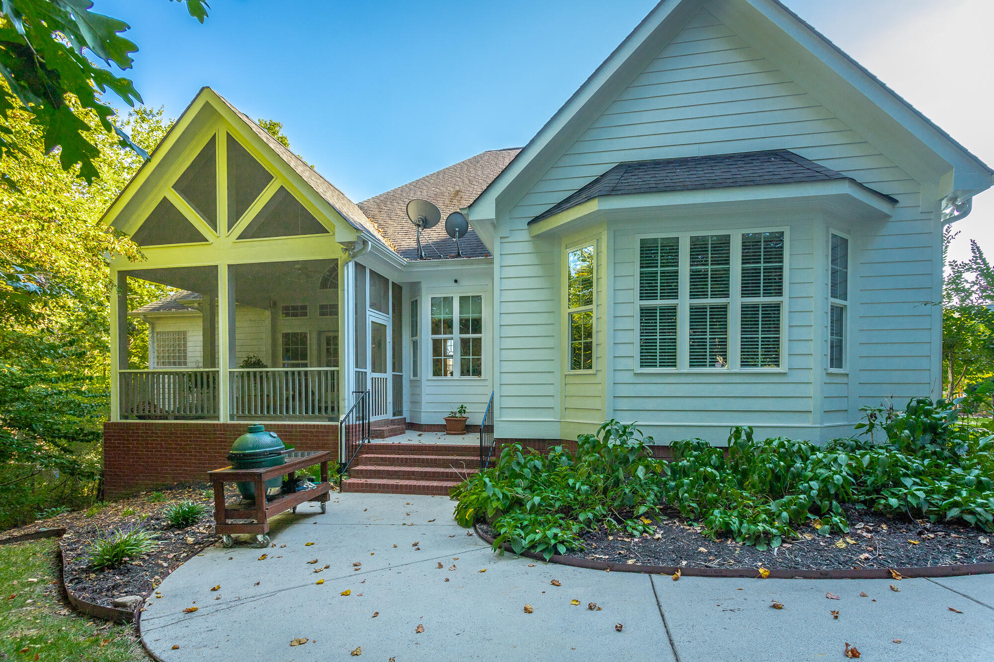 9348 Bronze Branch Lane