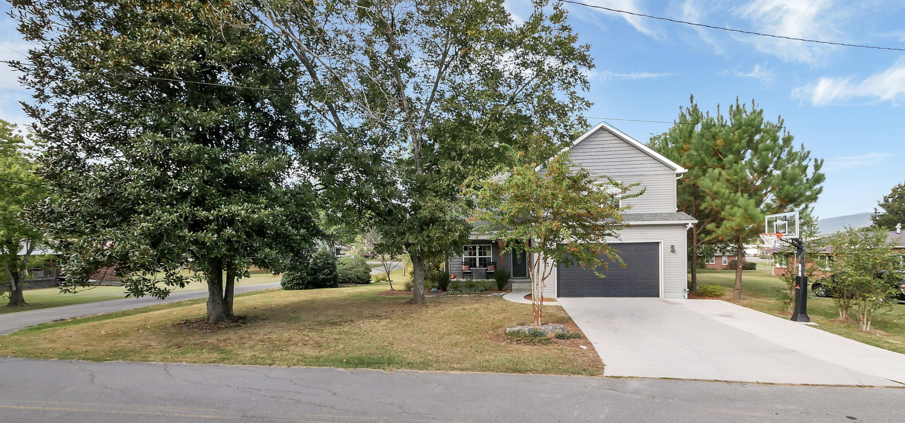 50 Wren Avenue