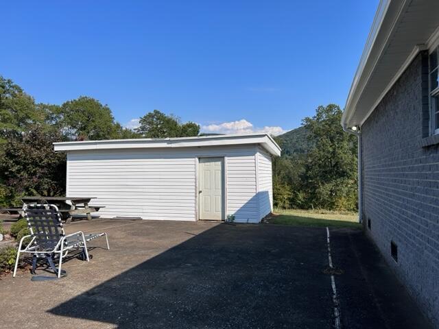 544 Inman Rd