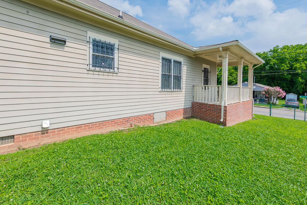 1008 W 37th Street