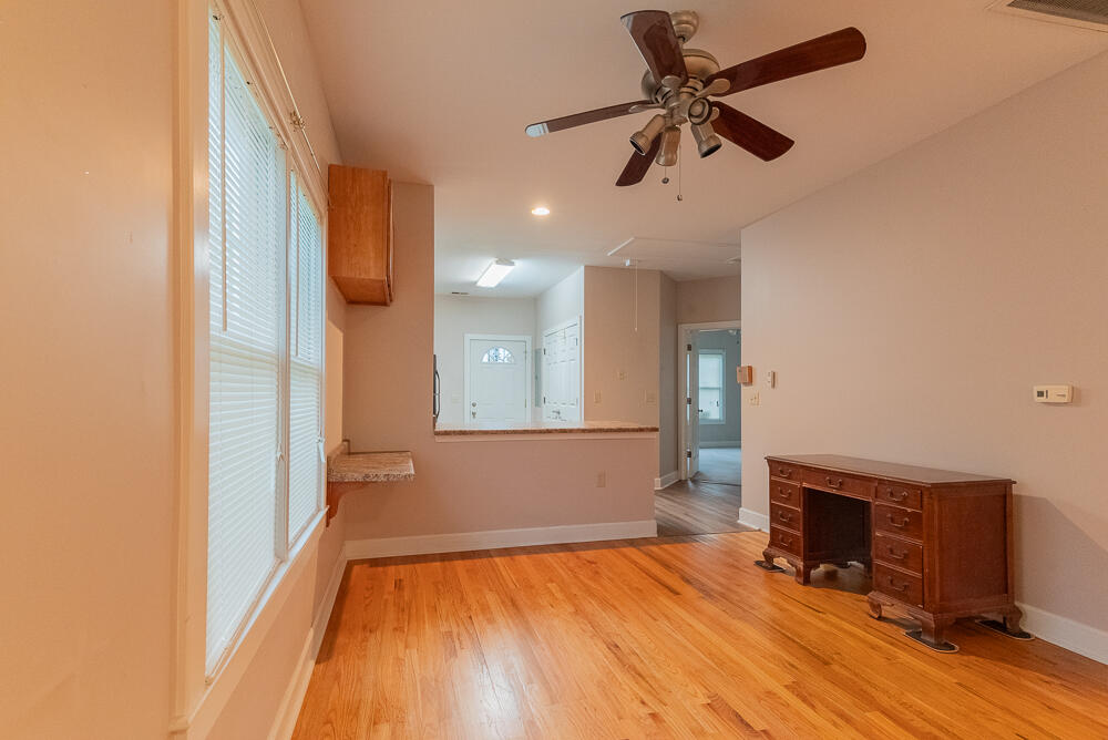 1008 W 37th Street