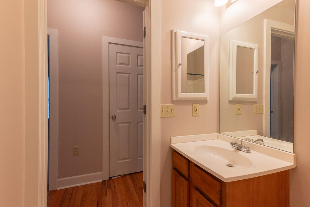 1008 W 37th Street