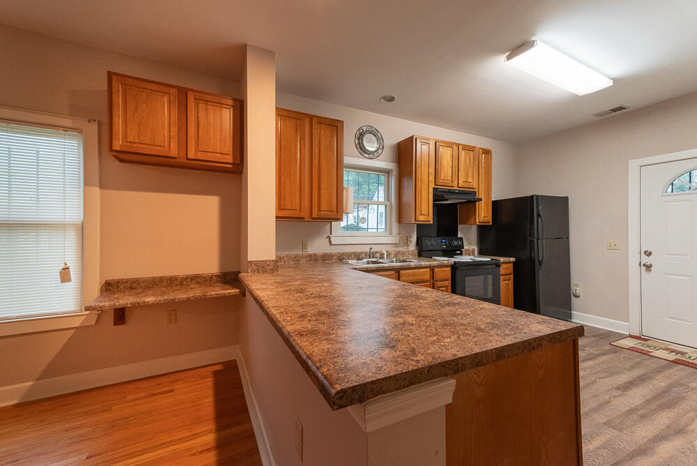 1008 W 37th Street