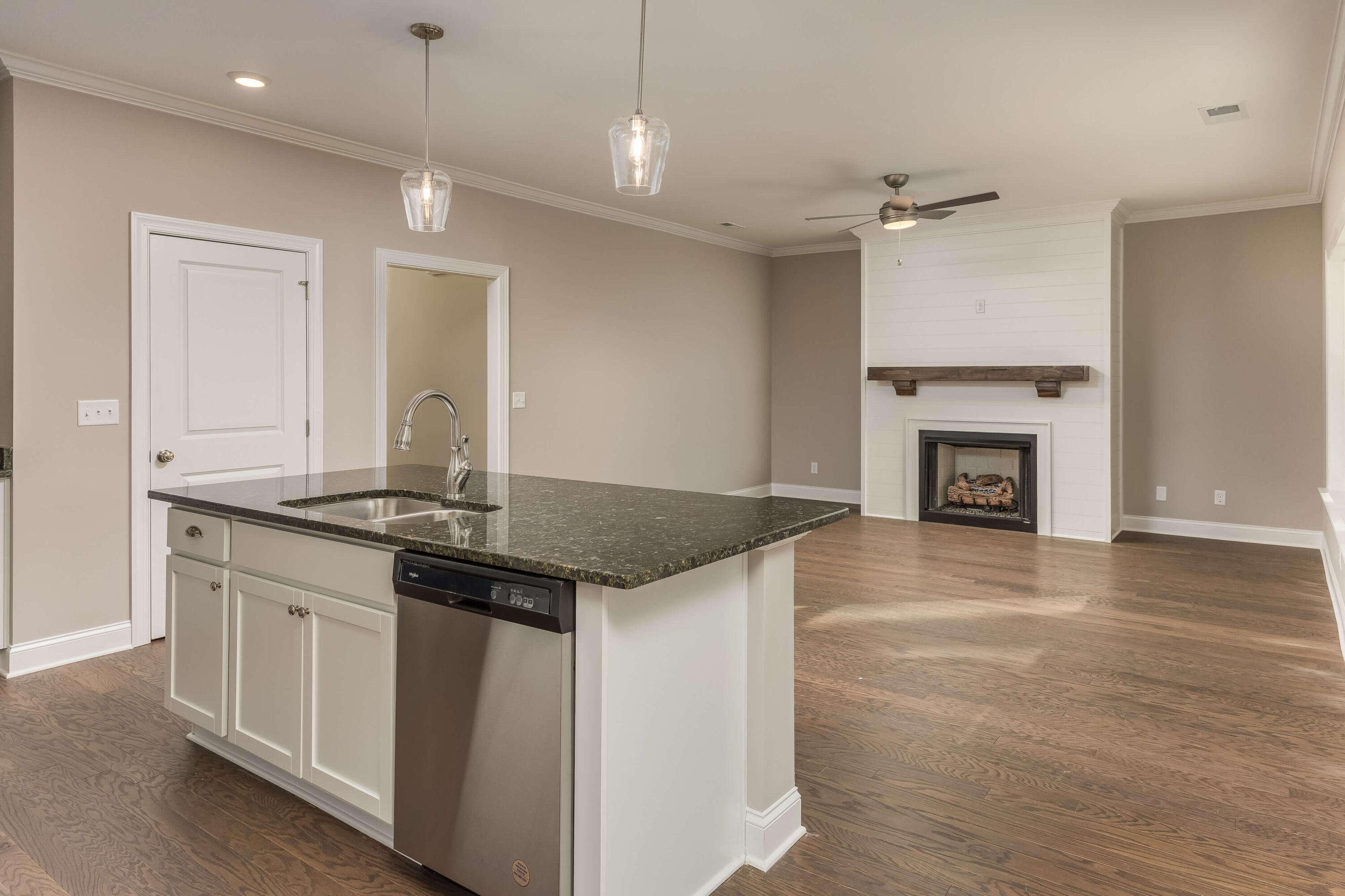 2596 Firefly Field Rd, 48