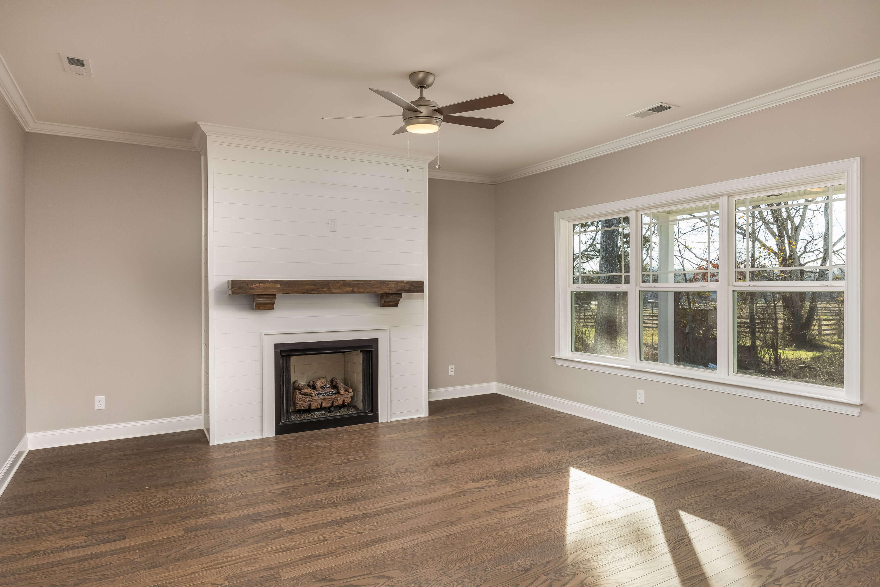 2596 Firefly Field Rd, 48
