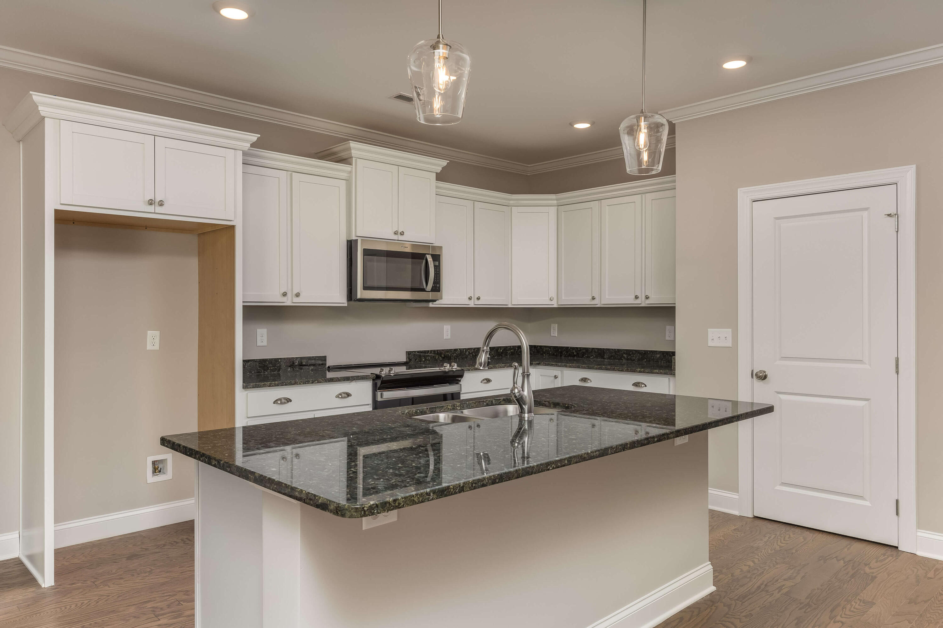 2596 Firefly Field Rd, 48