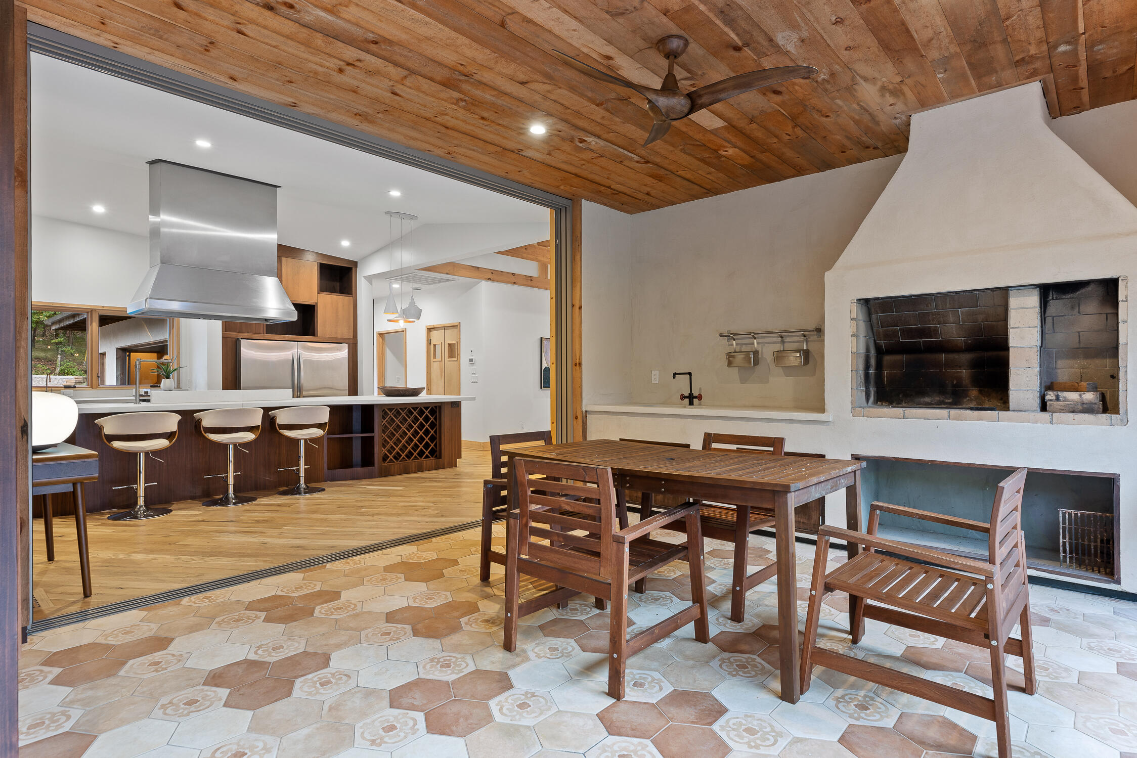 1013 Cumberland Road
