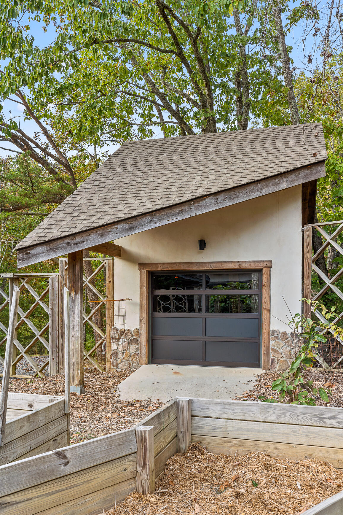 1013 Cumberland Road