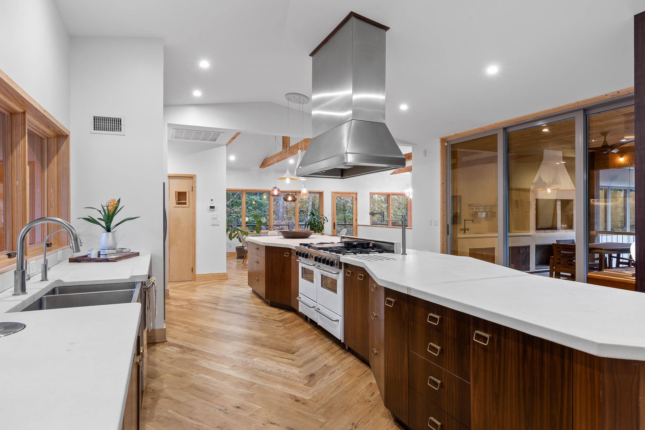 1013 Cumberland Road