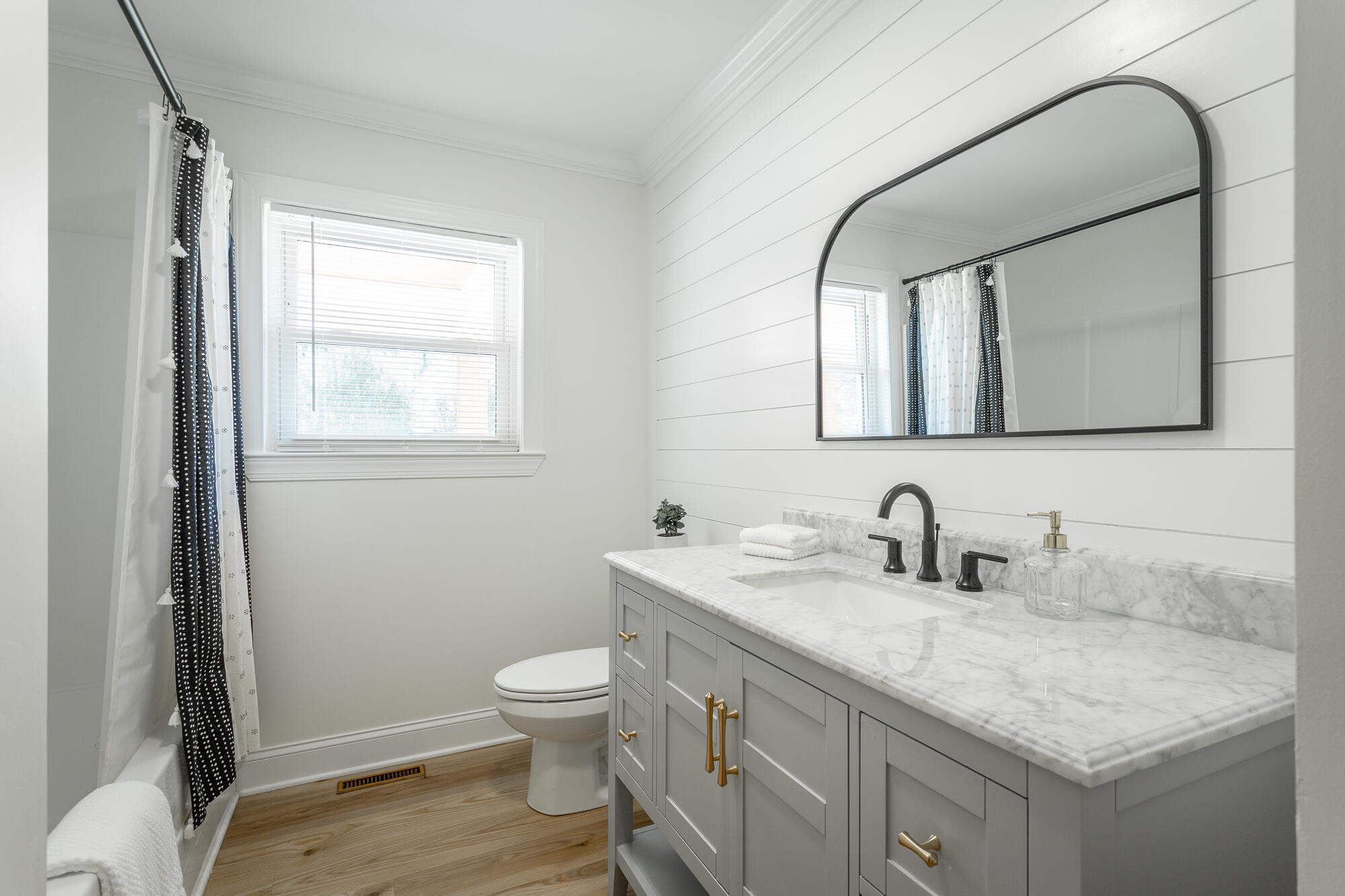 1075 SE 36th Street