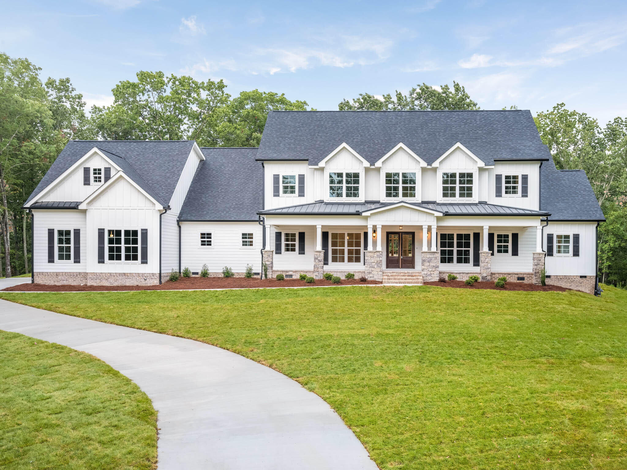 827 Brookhollow Lane