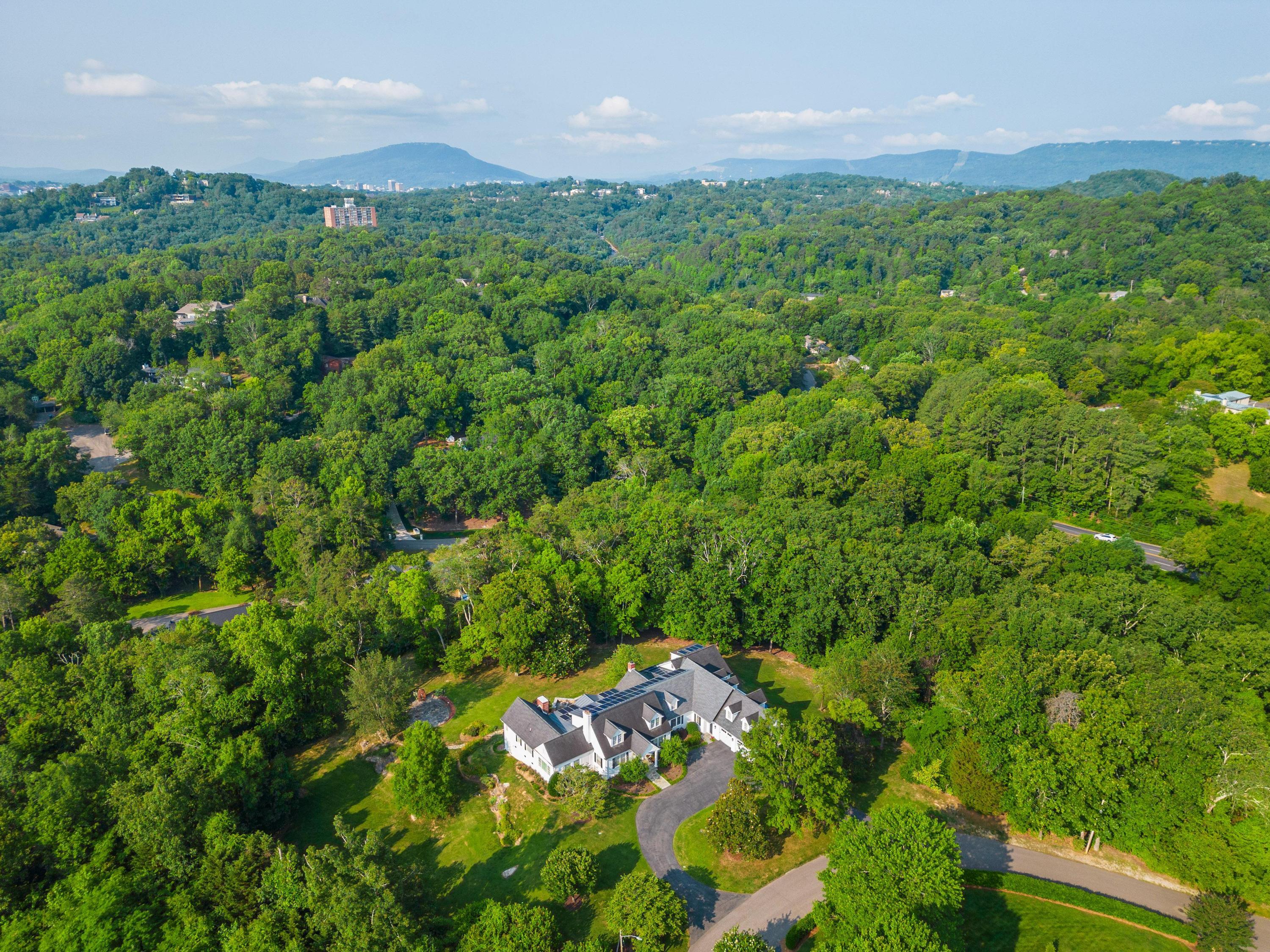 3014 Rivermont Road