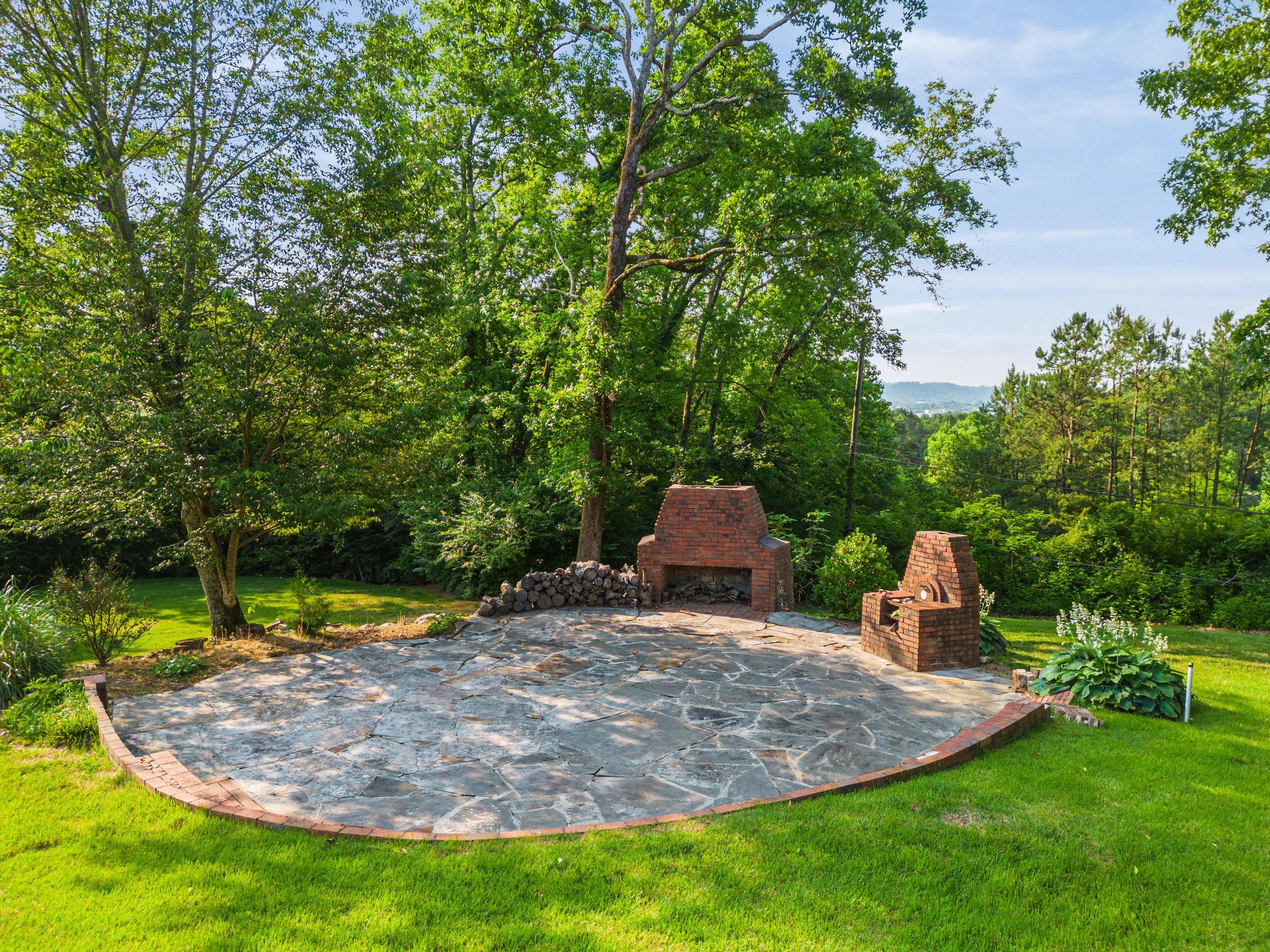 3014 Rivermont Road