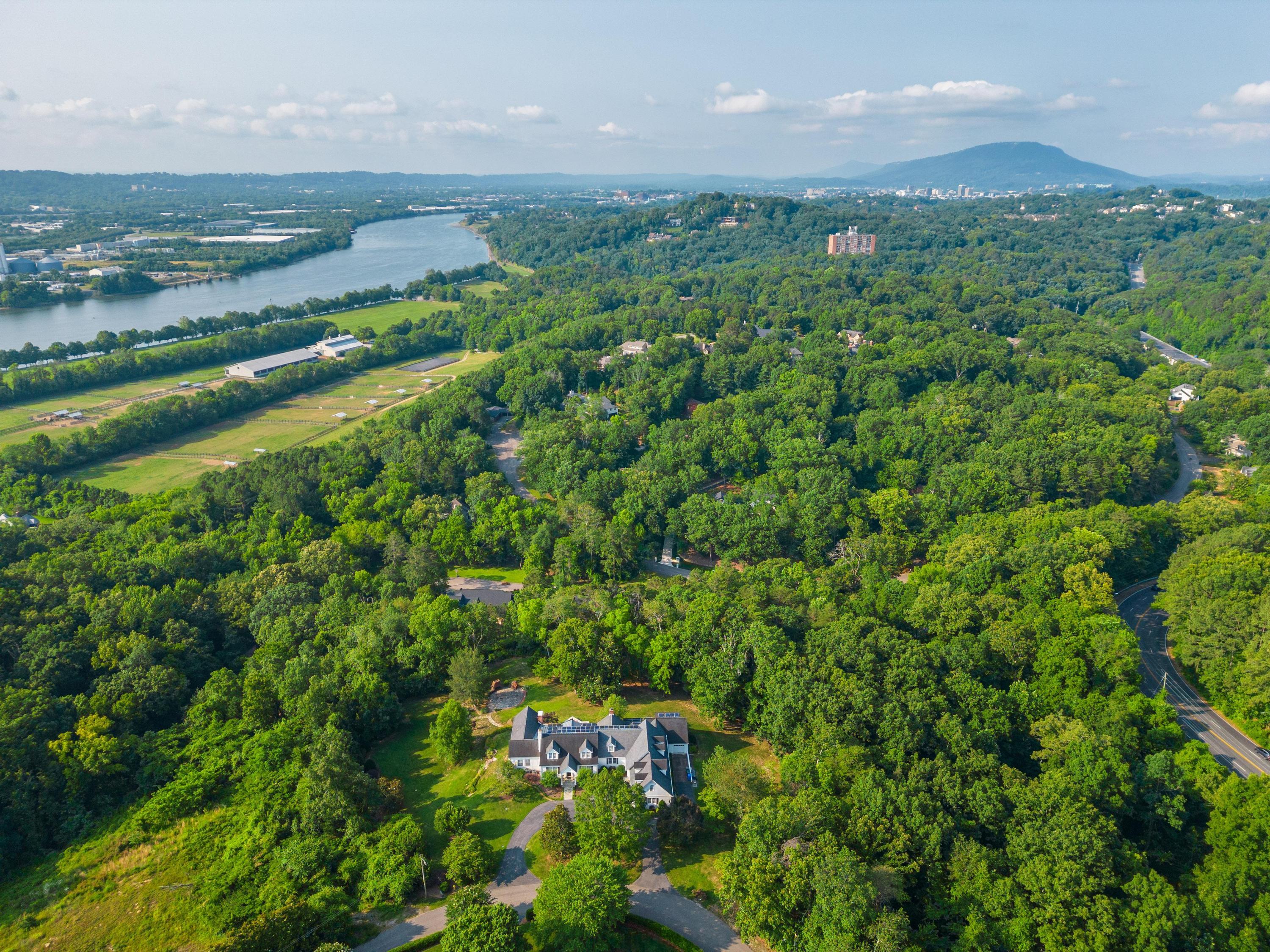 3014 Rivermont Road