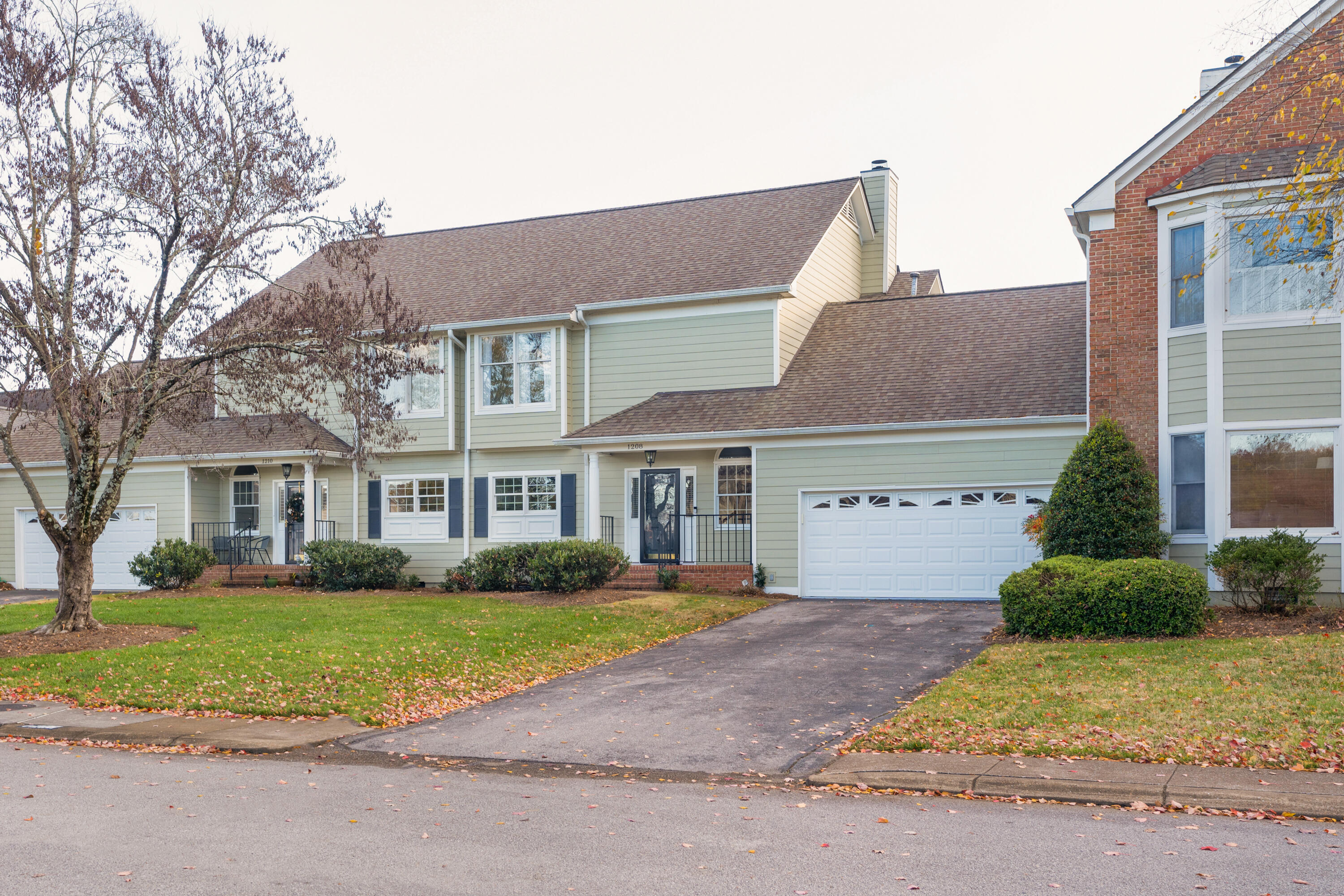 1208 Constitution Dr