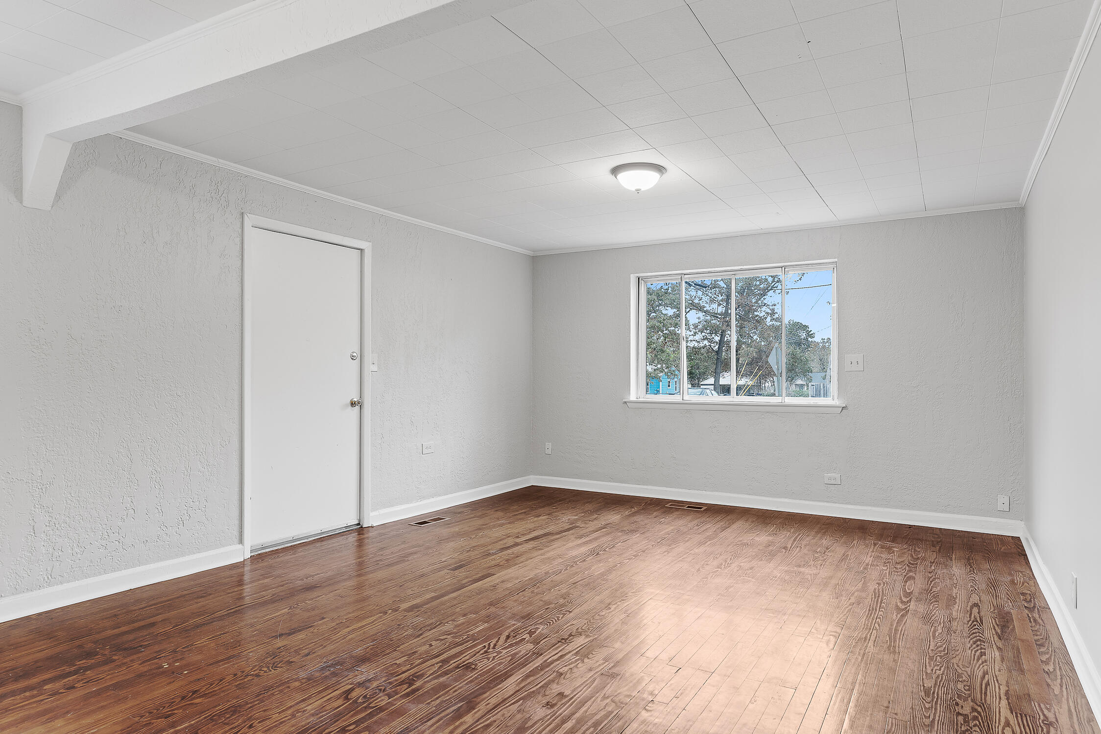 4500 Pontiac Drive