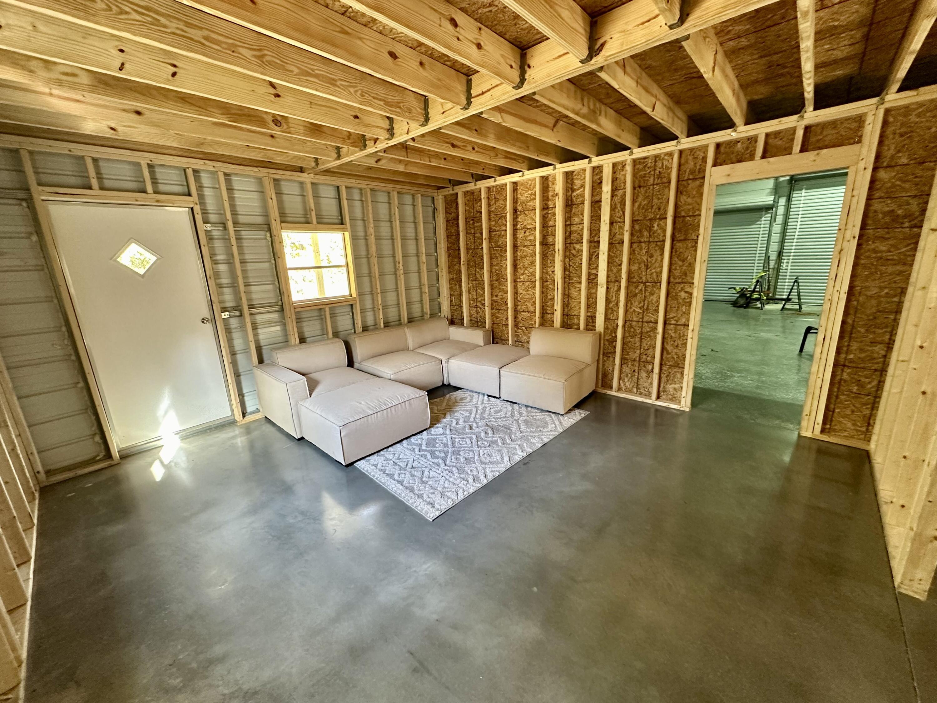 9407 N Hickory Valley Road, 15