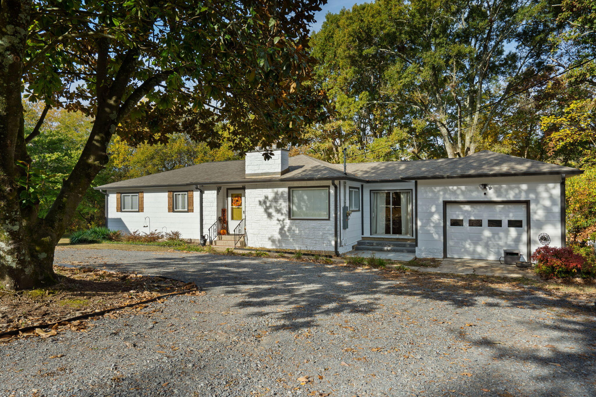 9407 N Hickory Valley Road, 15
