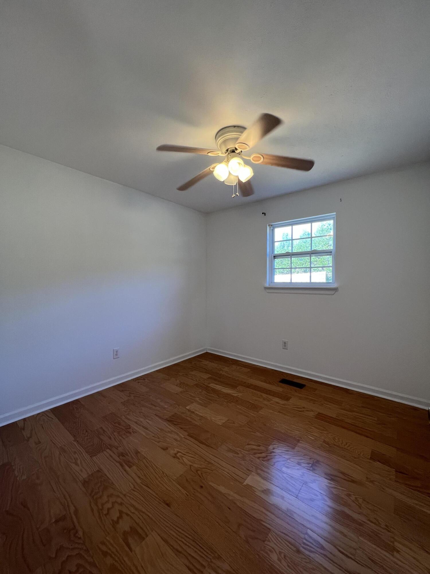 936 Crosby Lane