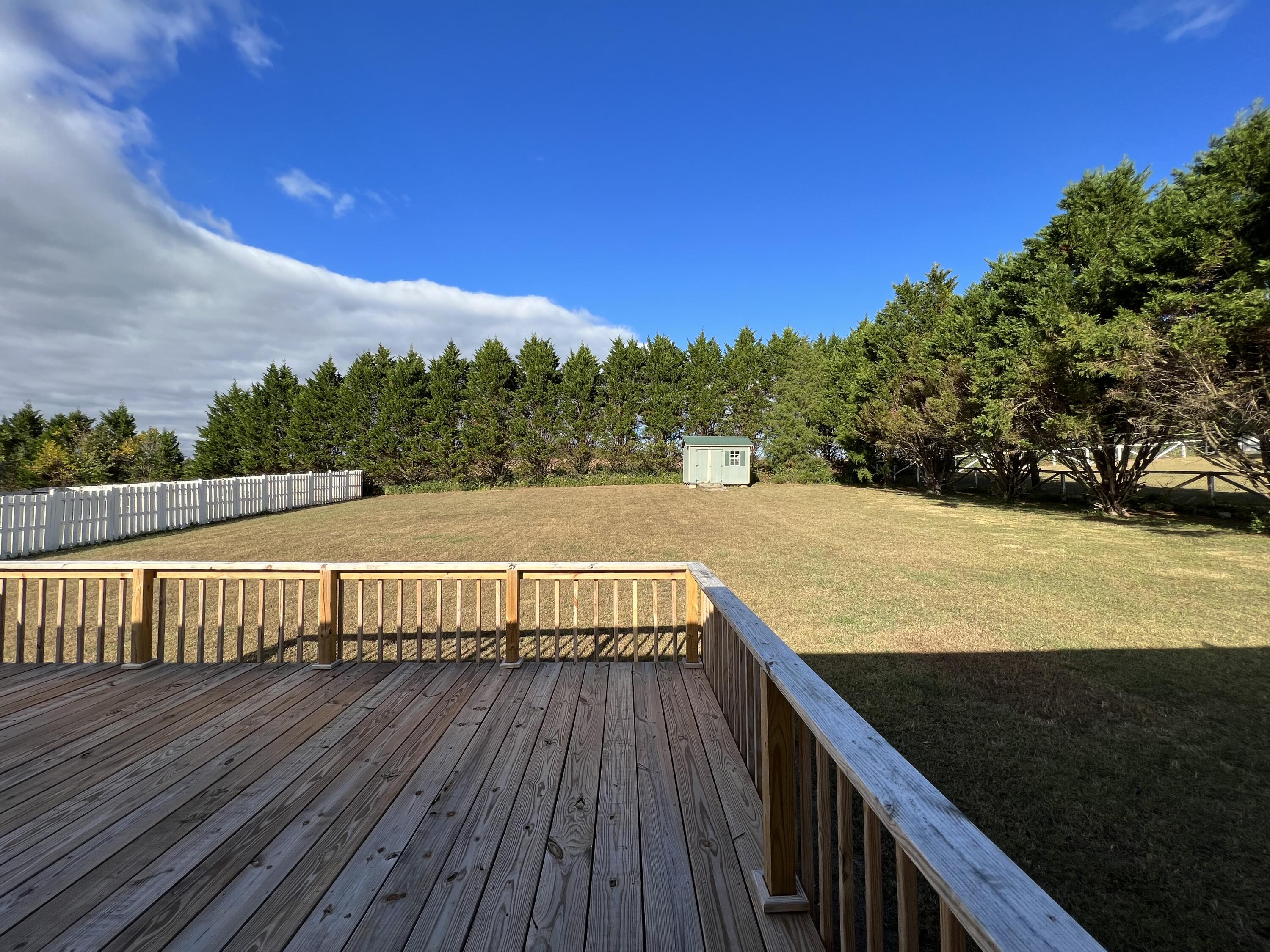 936 Crosby Lane