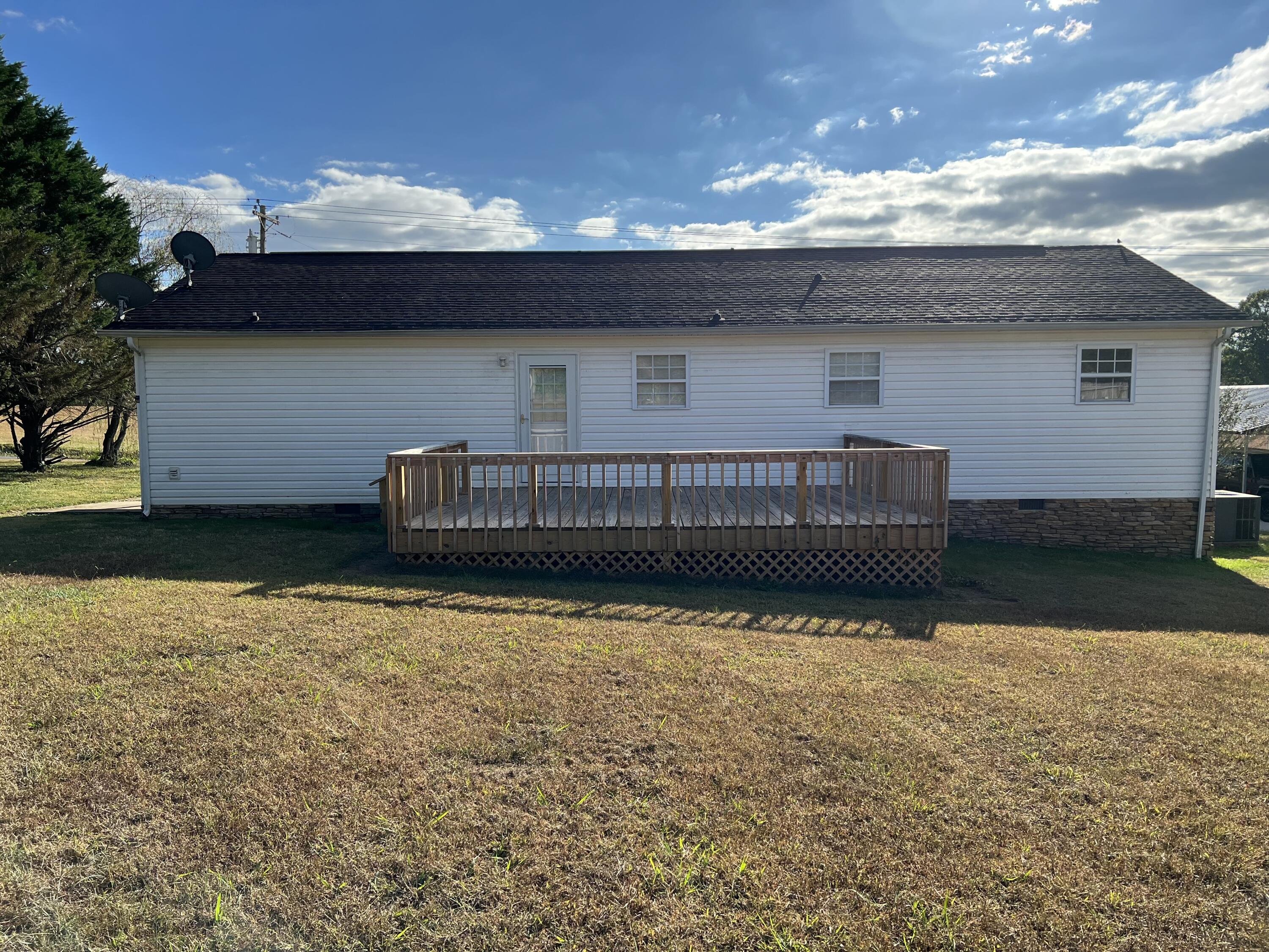 936 Crosby Lane