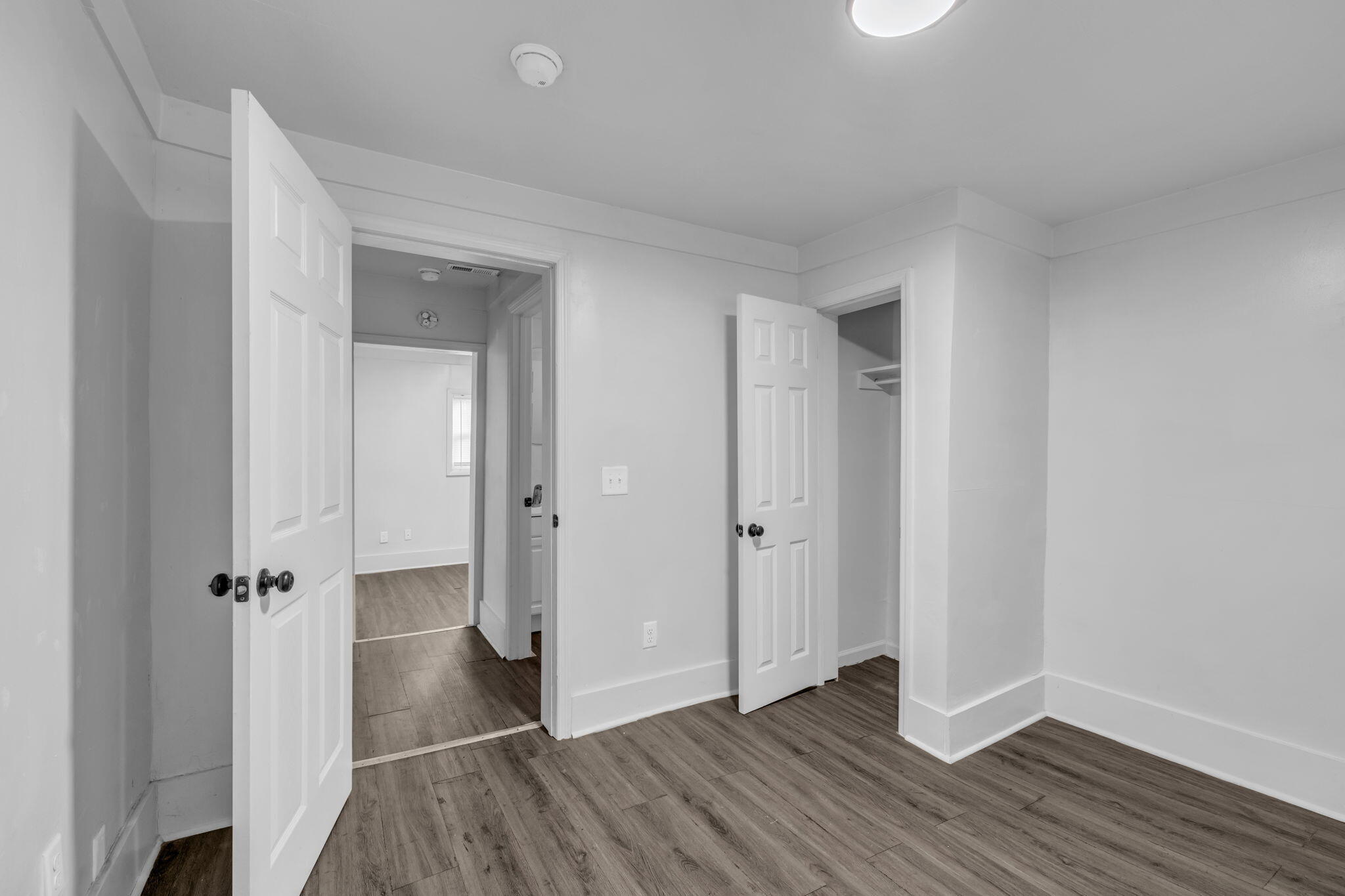 924 W 37th Street
