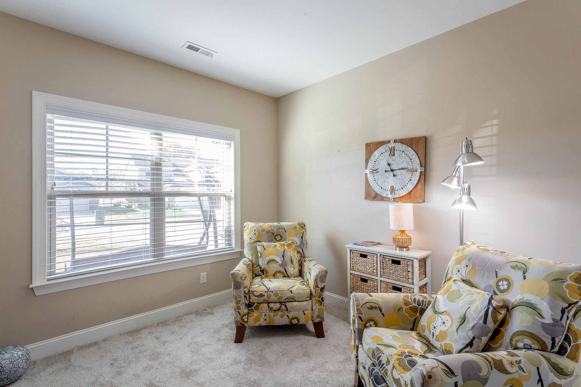 5438 Mandarin Circle