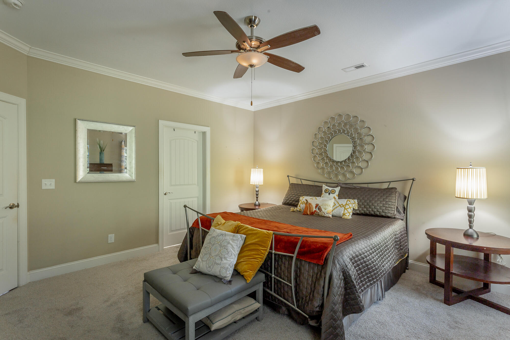 5438 Mandarin Circle