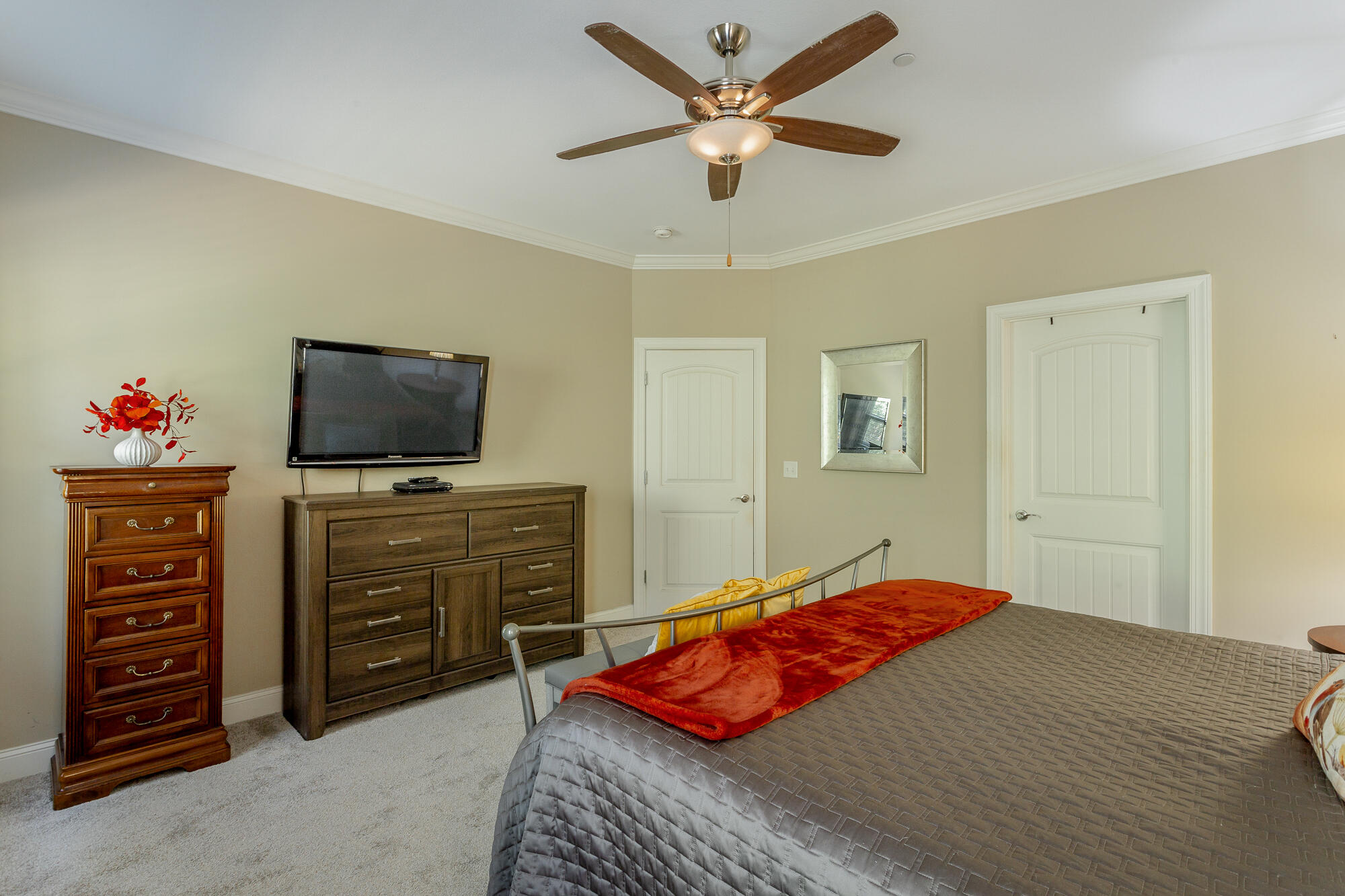 5438 Mandarin Circle